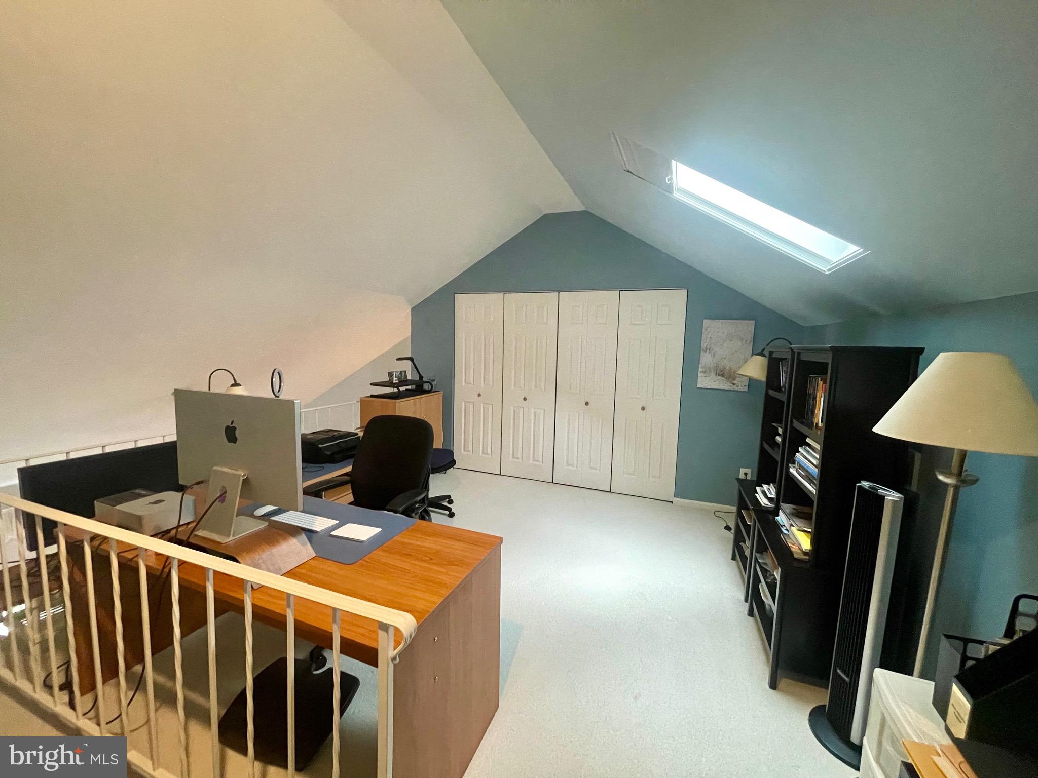 SUFFOLK PLACE - Residential