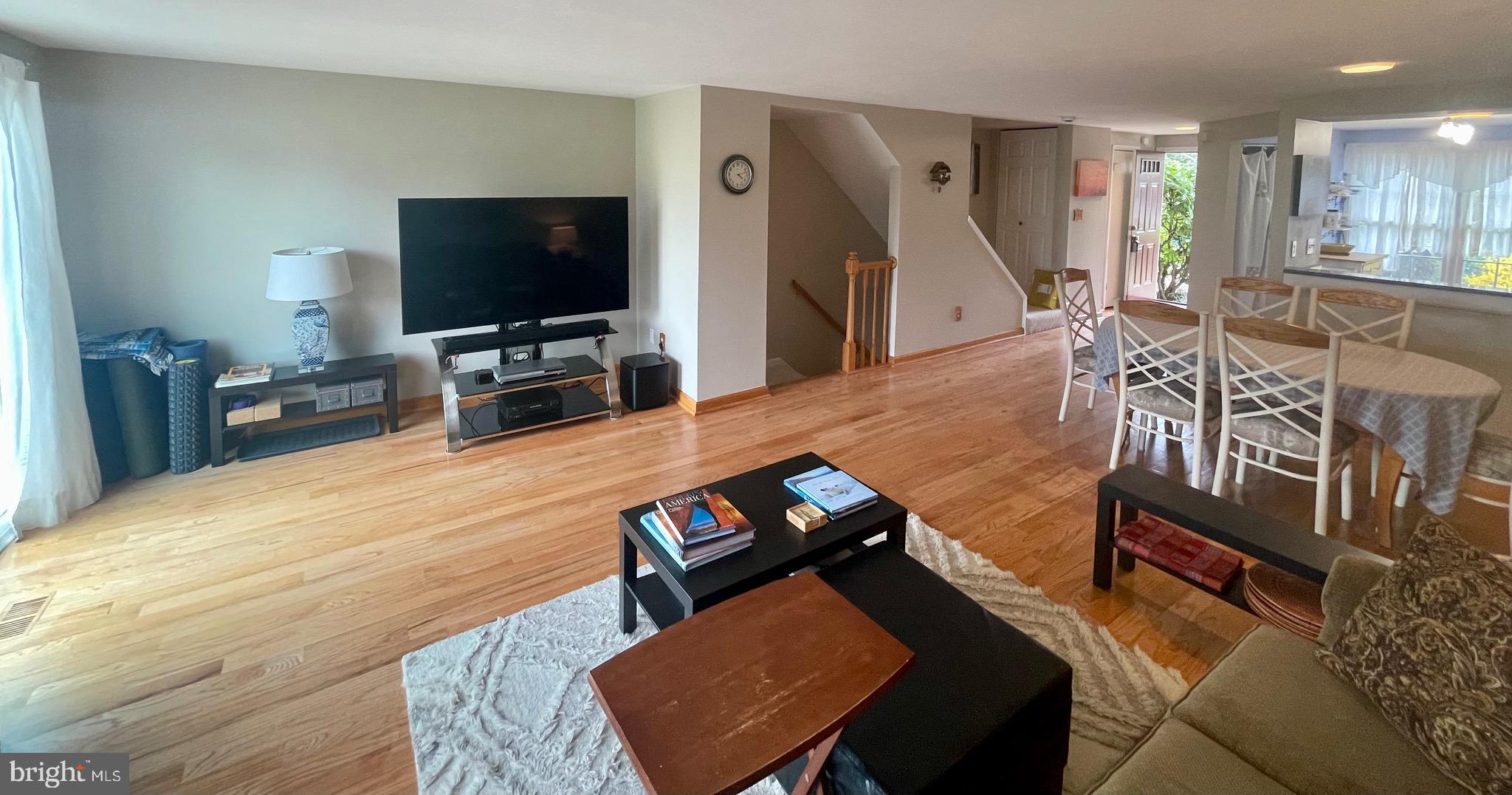 SUFFOLK PLACE - Residential