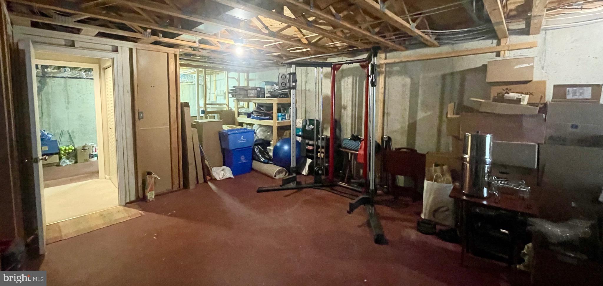 SUFFOLK PLACE - Residential