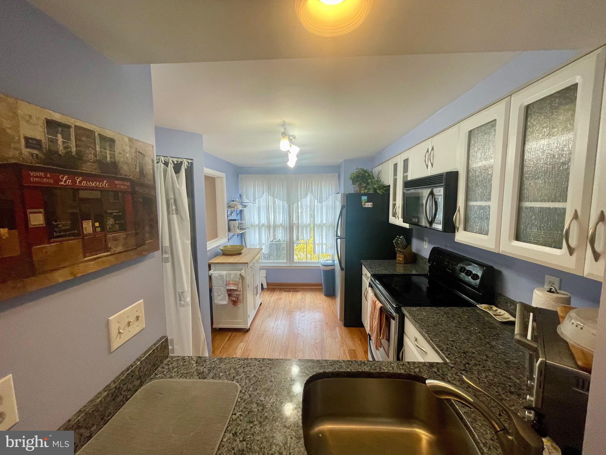 SUFFOLK PLACE - Residential