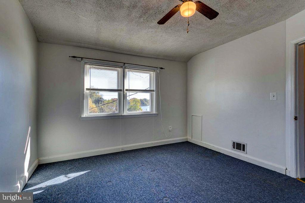 BEAR CREEK - Residential