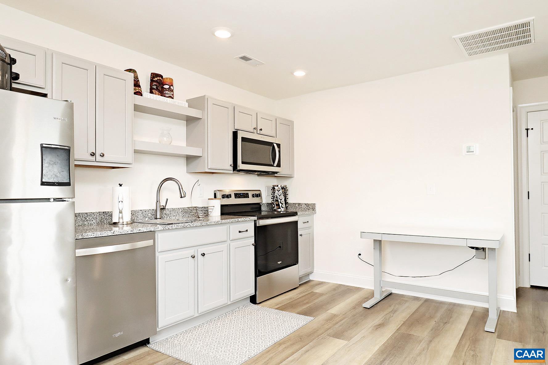 OLD TRAIL - Residential Lease