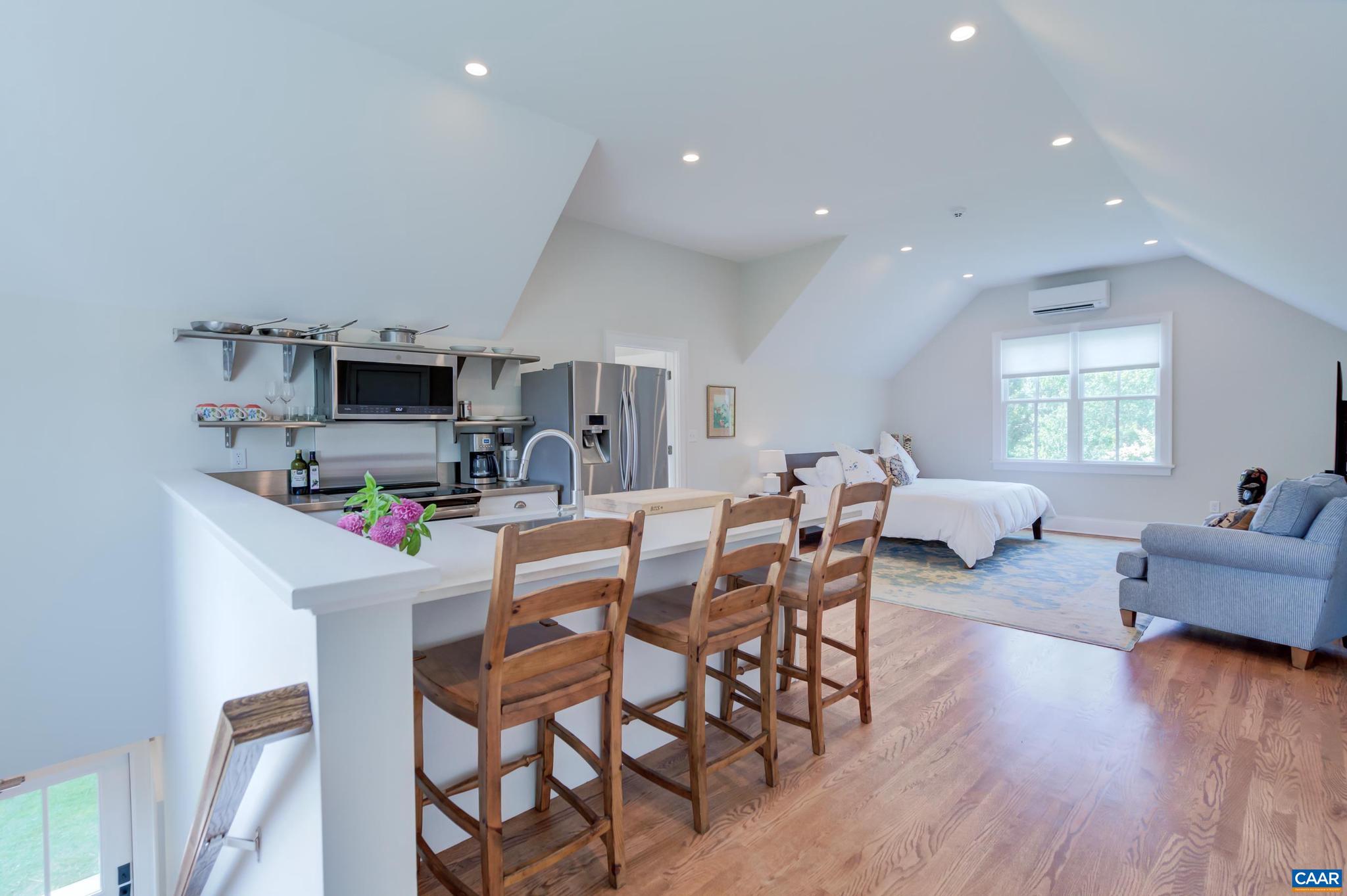 LOCUST GROVE - Residential