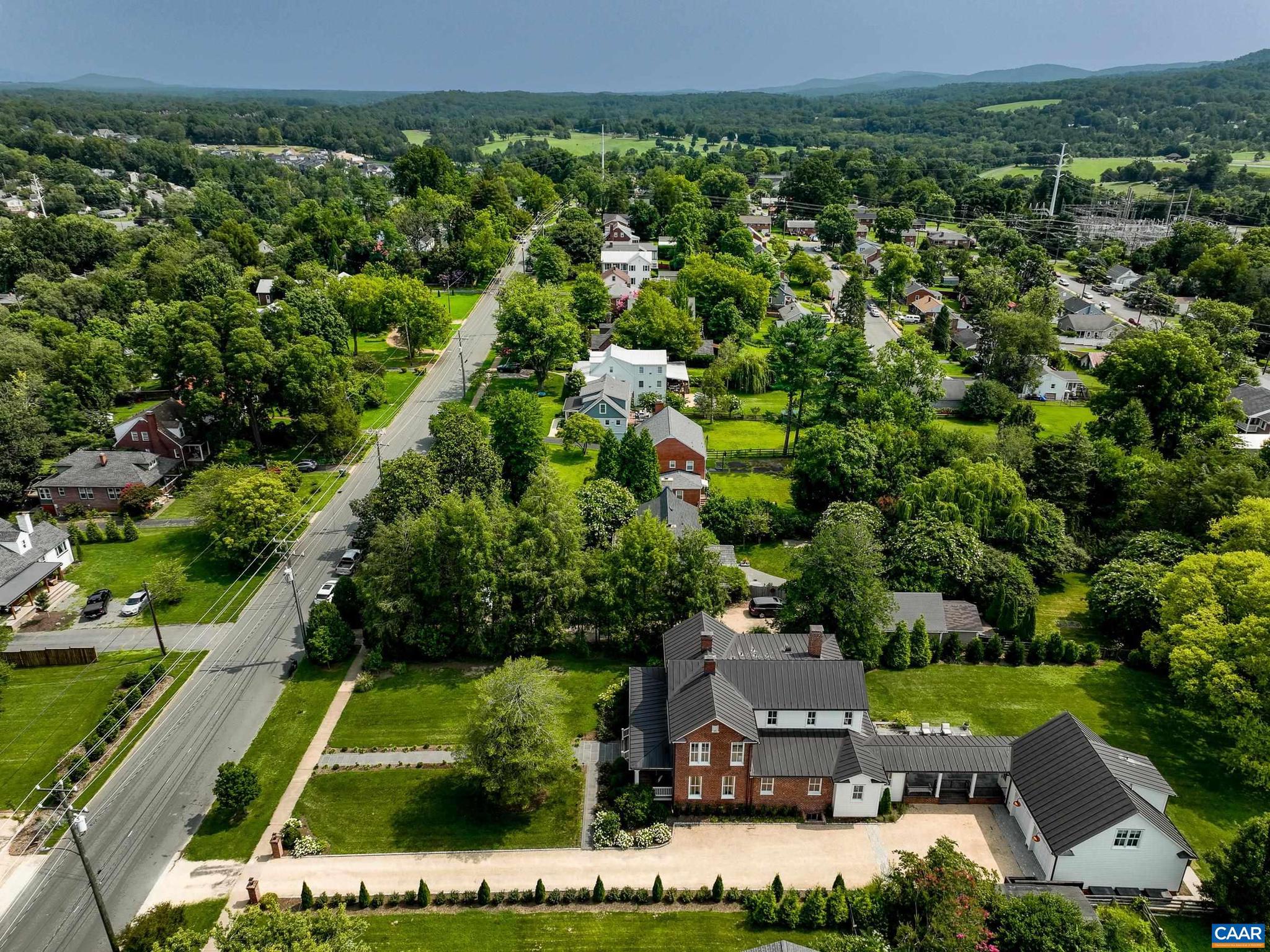 LOCUST GROVE - Residential