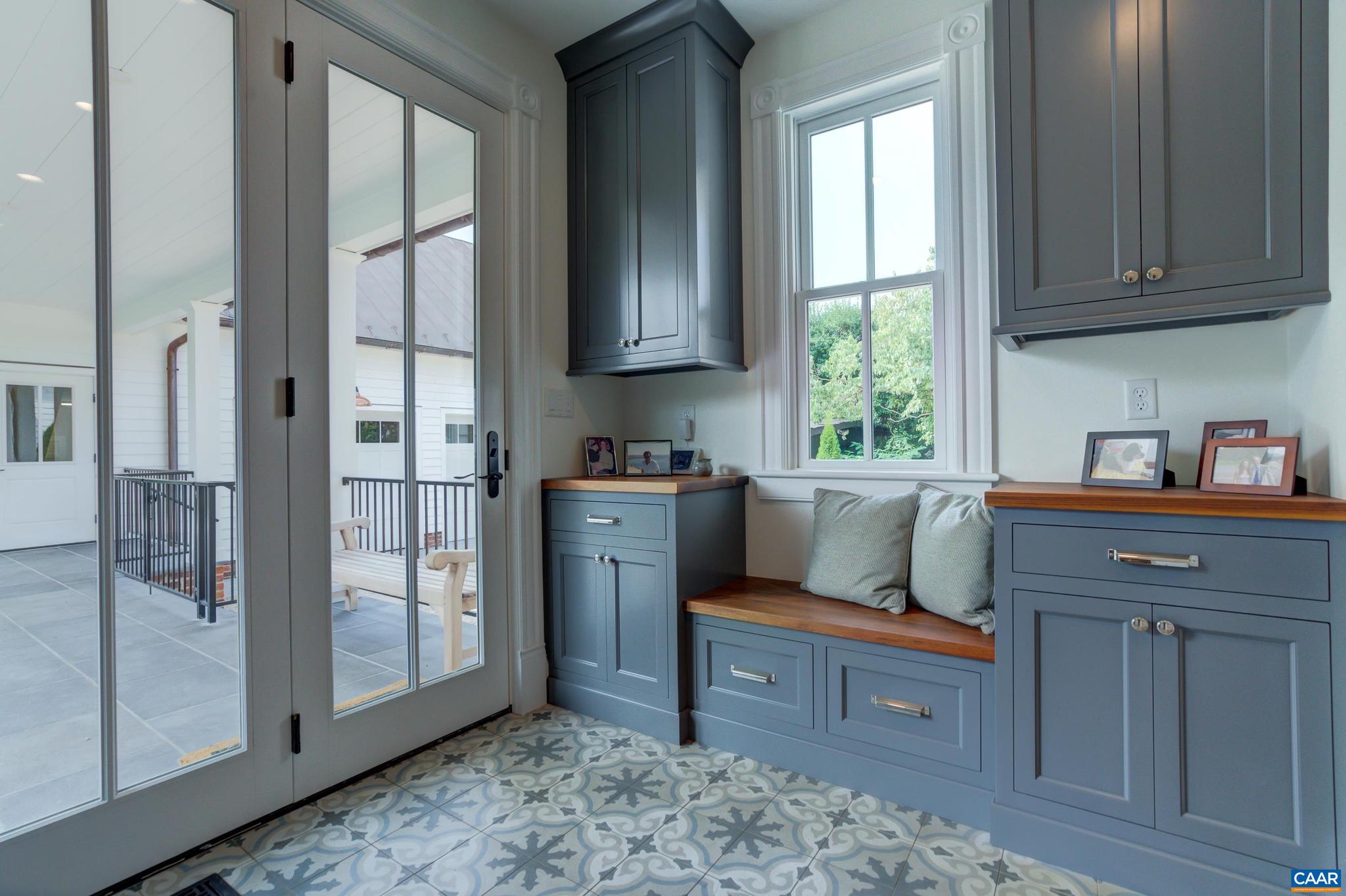 LOCUST GROVE - Residential