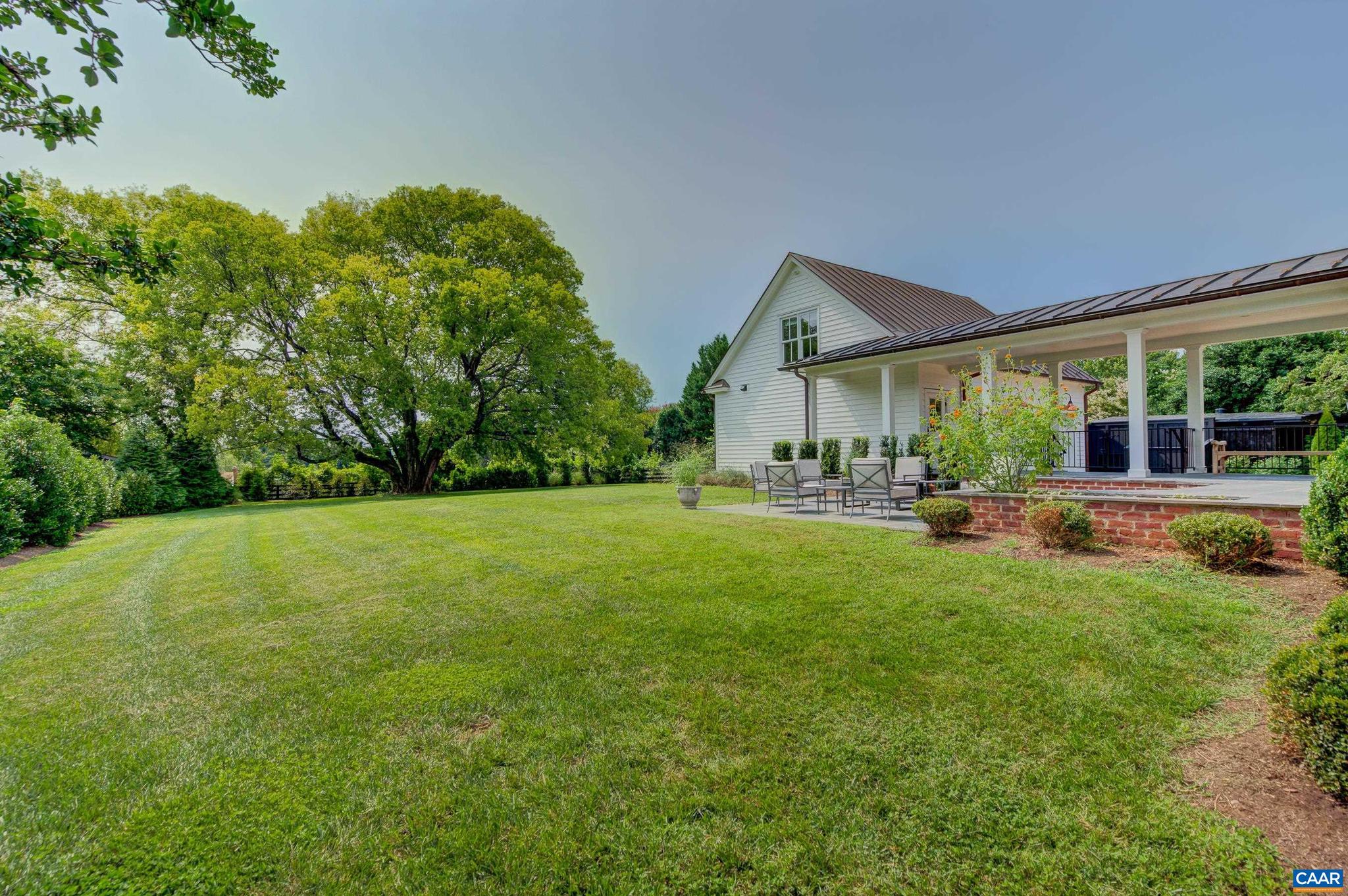 LOCUST GROVE - Residential