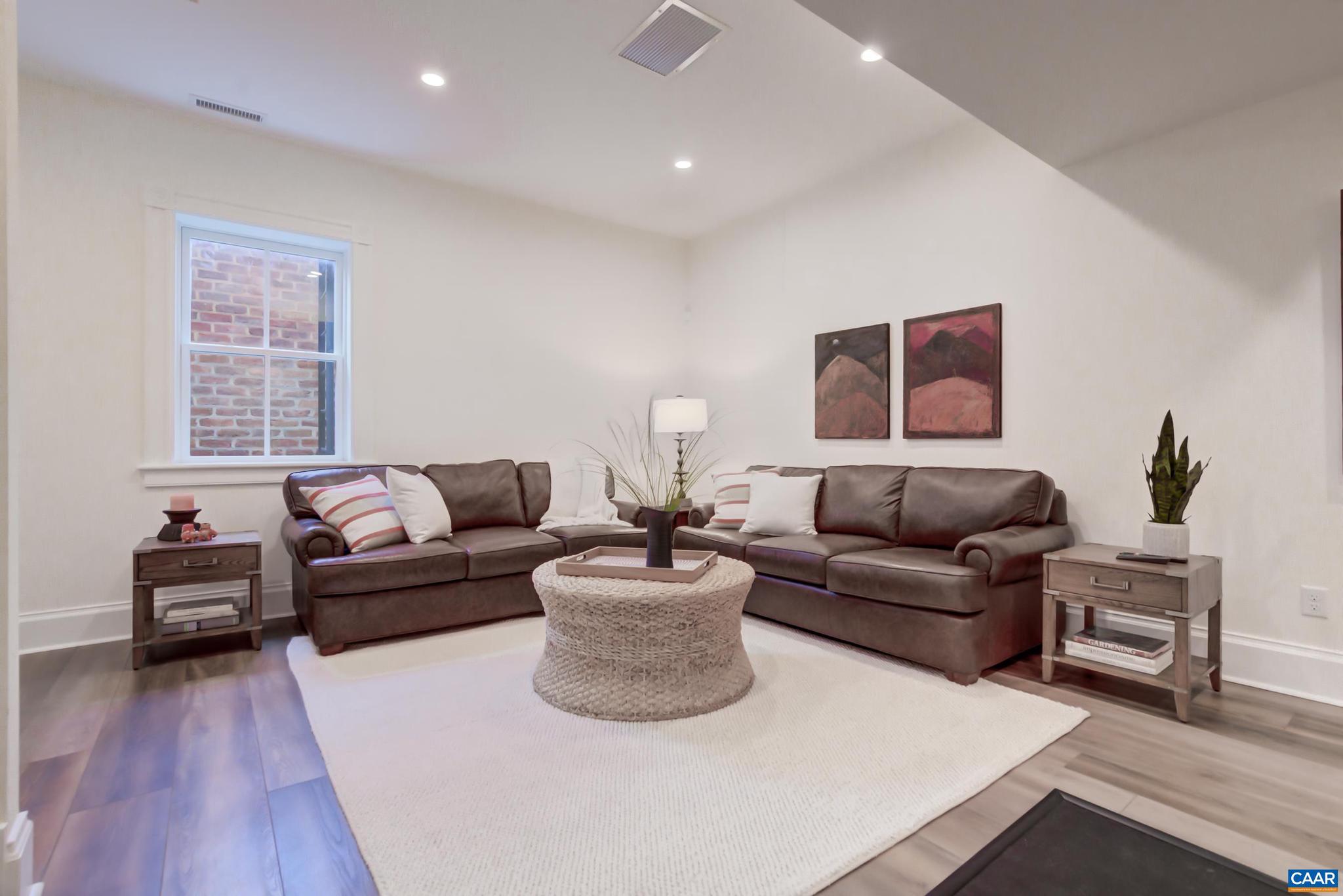 LOCUST GROVE - Residential