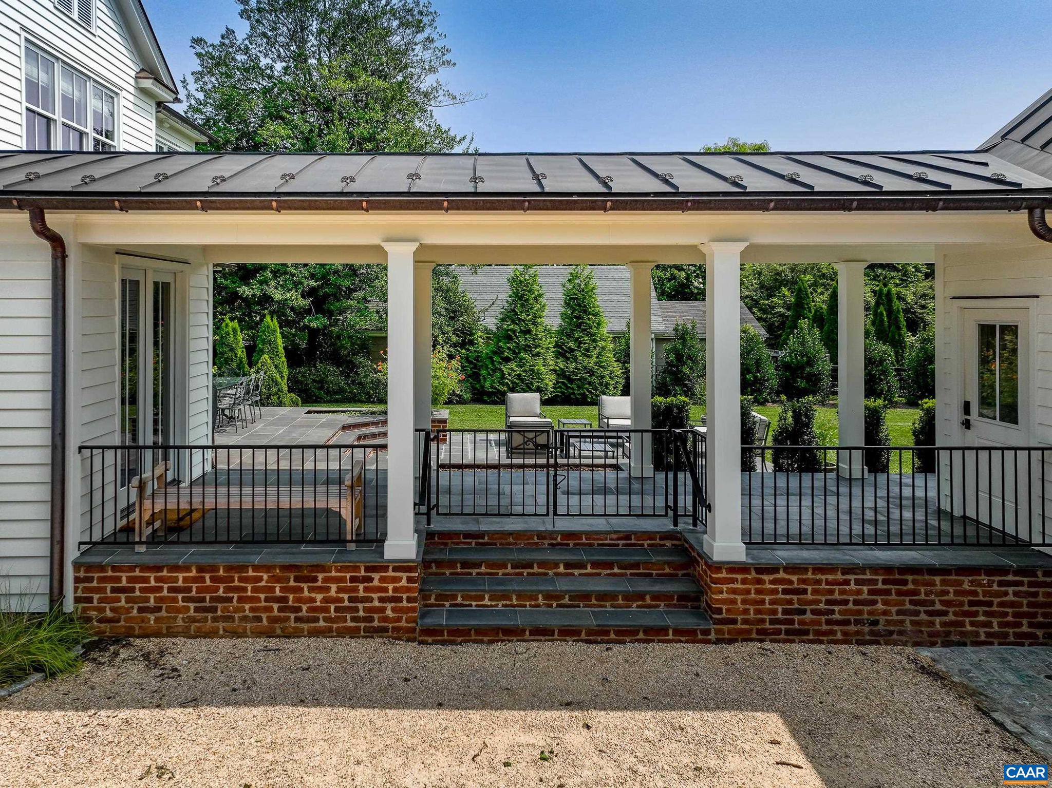 LOCUST GROVE - Residential