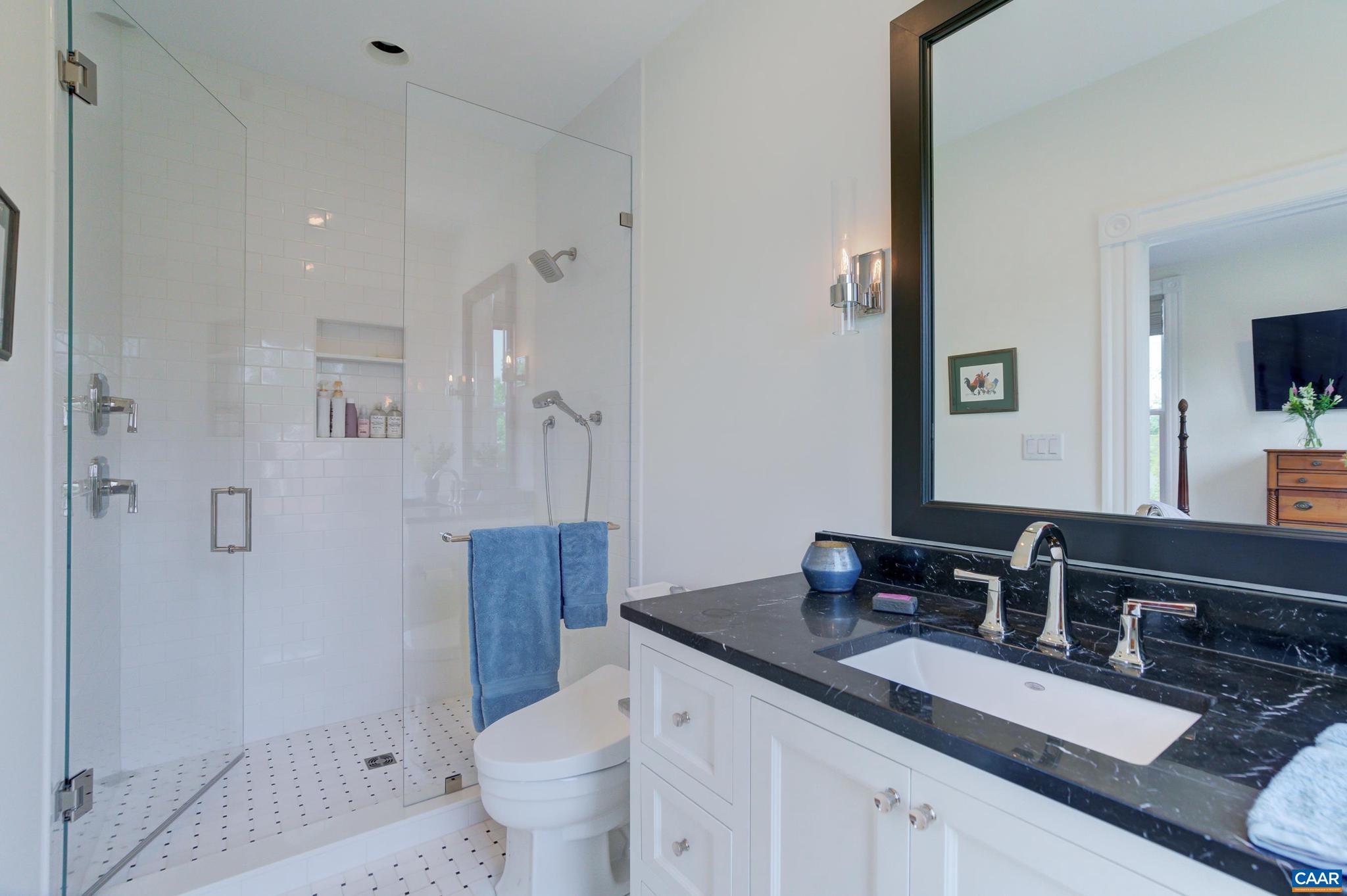 LOCUST GROVE - Residential