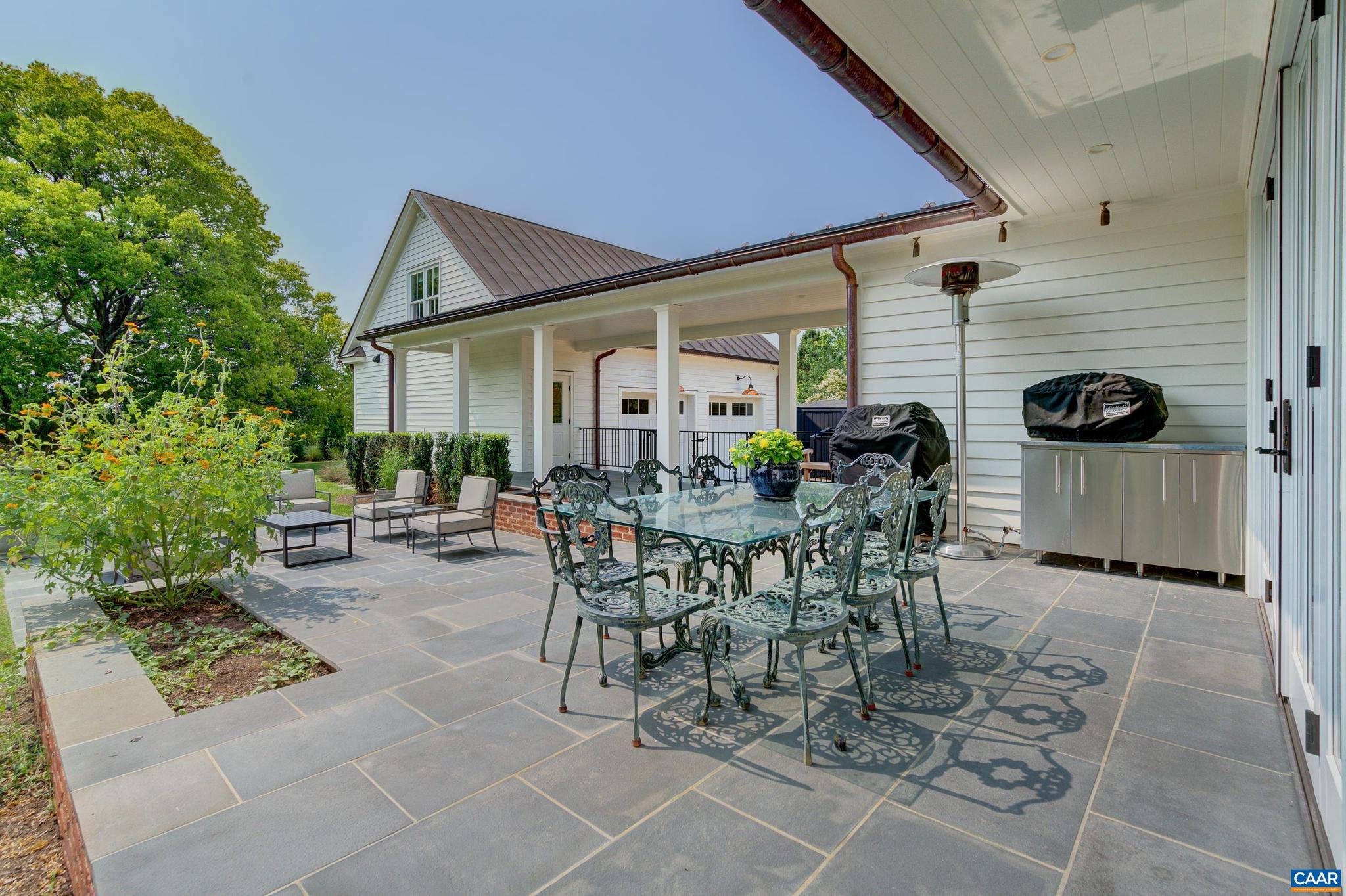 LOCUST GROVE - Residential