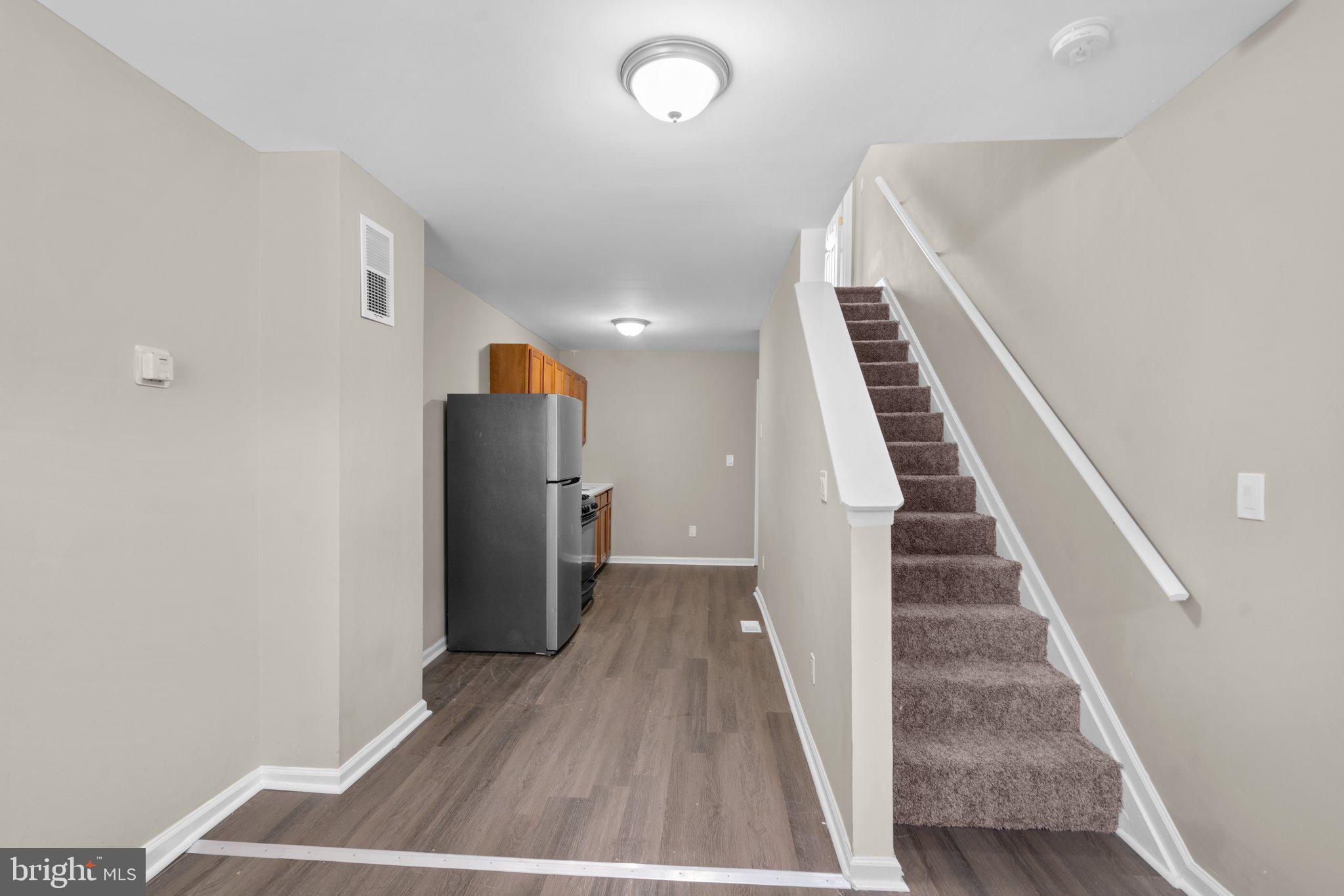 SANDTOWN-WINCHESTER - Residential