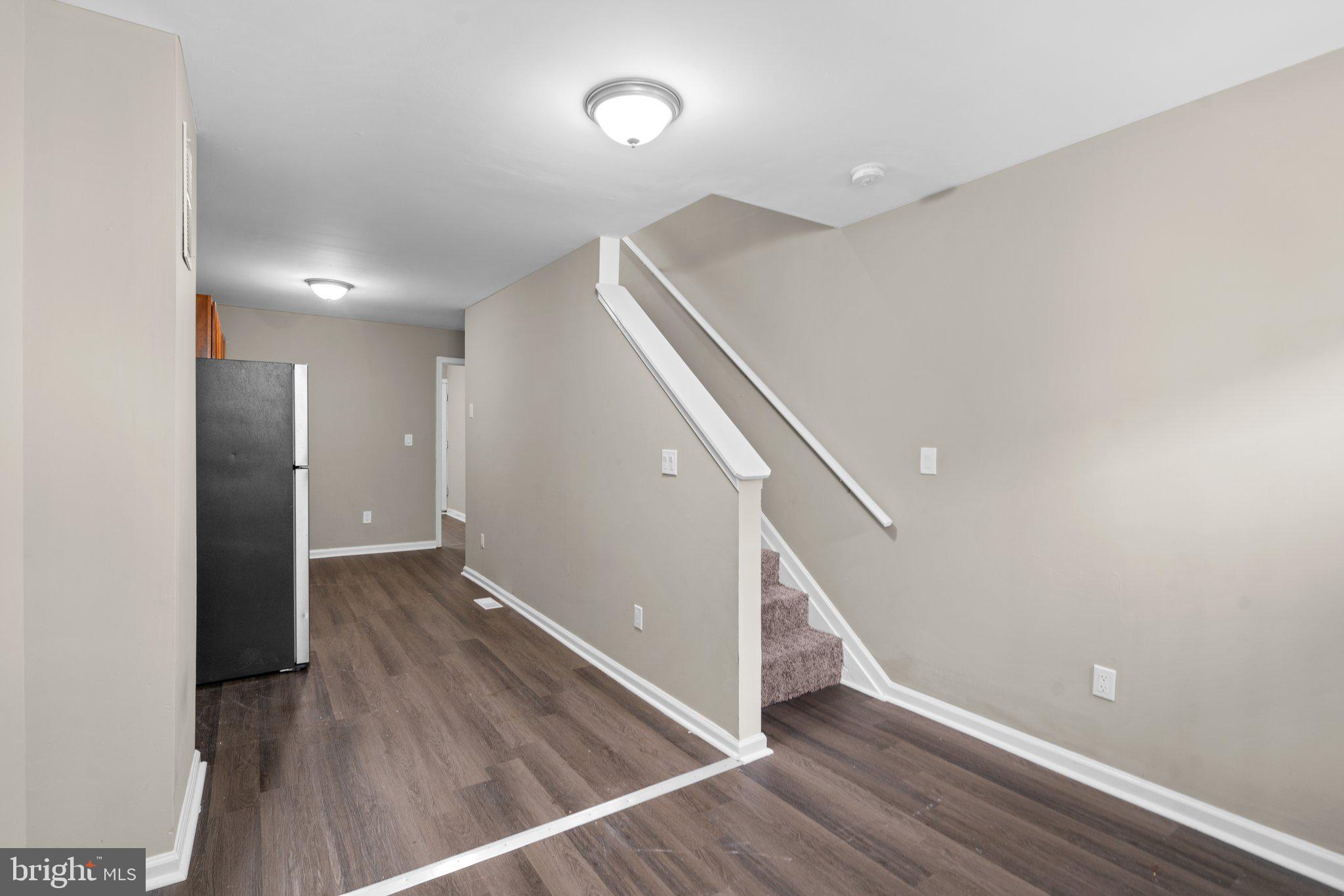 SANDTOWN-WINCHESTER - Residential