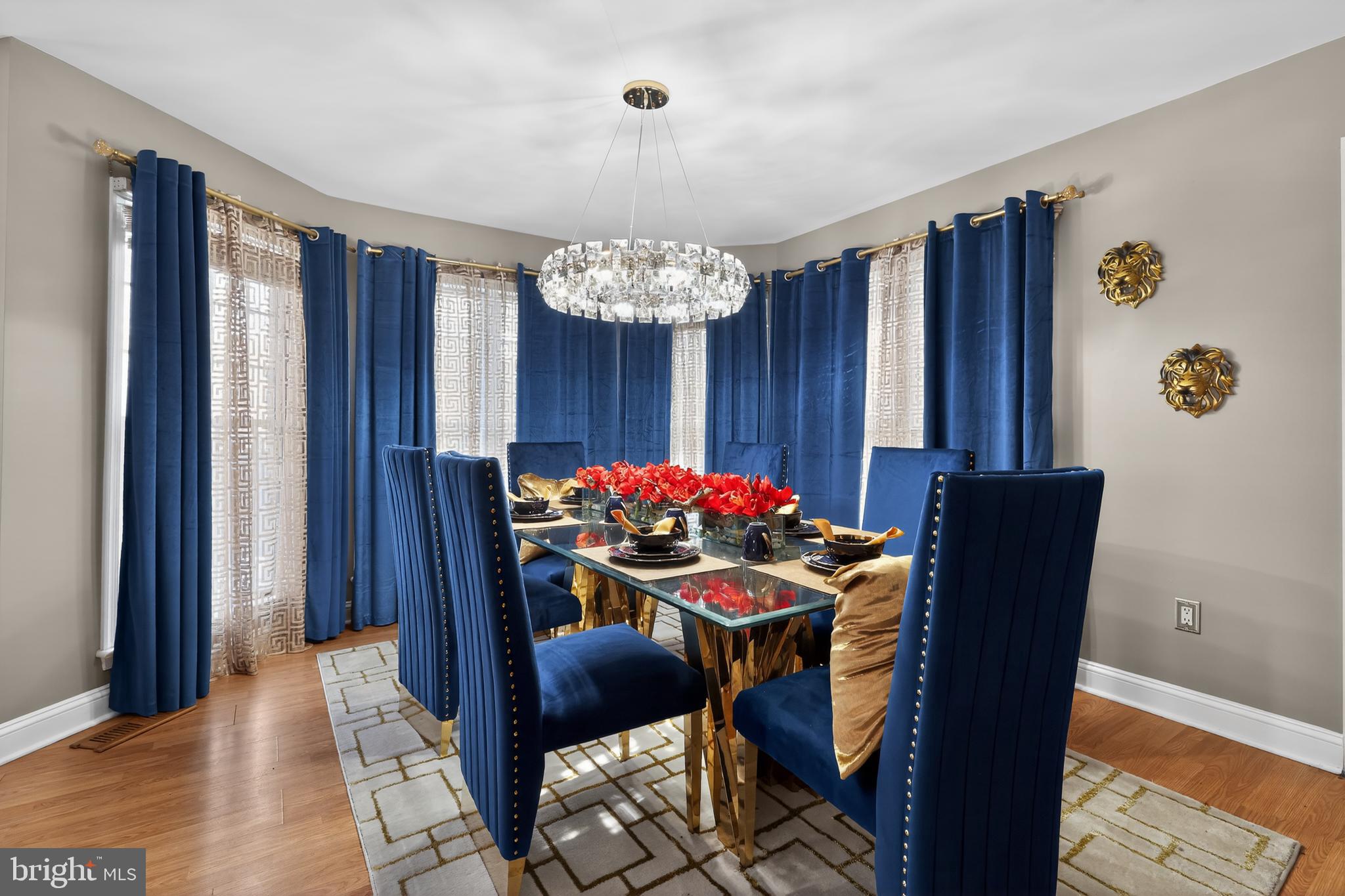 VILLAGE IN THE PARK - Residential