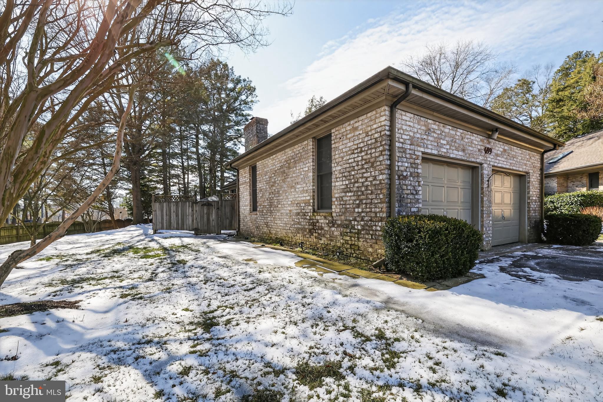 VILLAGE IN THE PARK - Residential