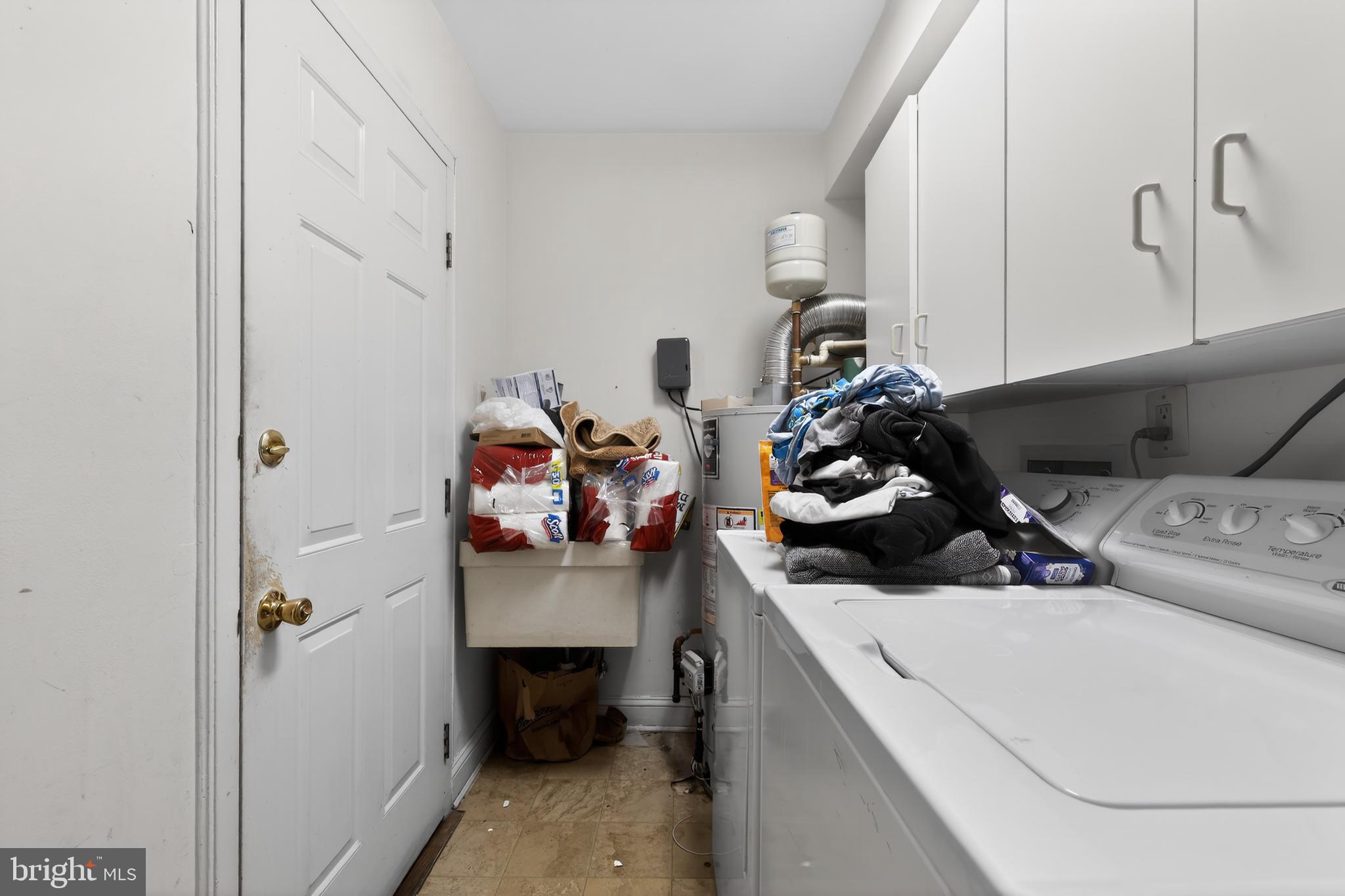 VILLAGE IN THE PARK - Residential