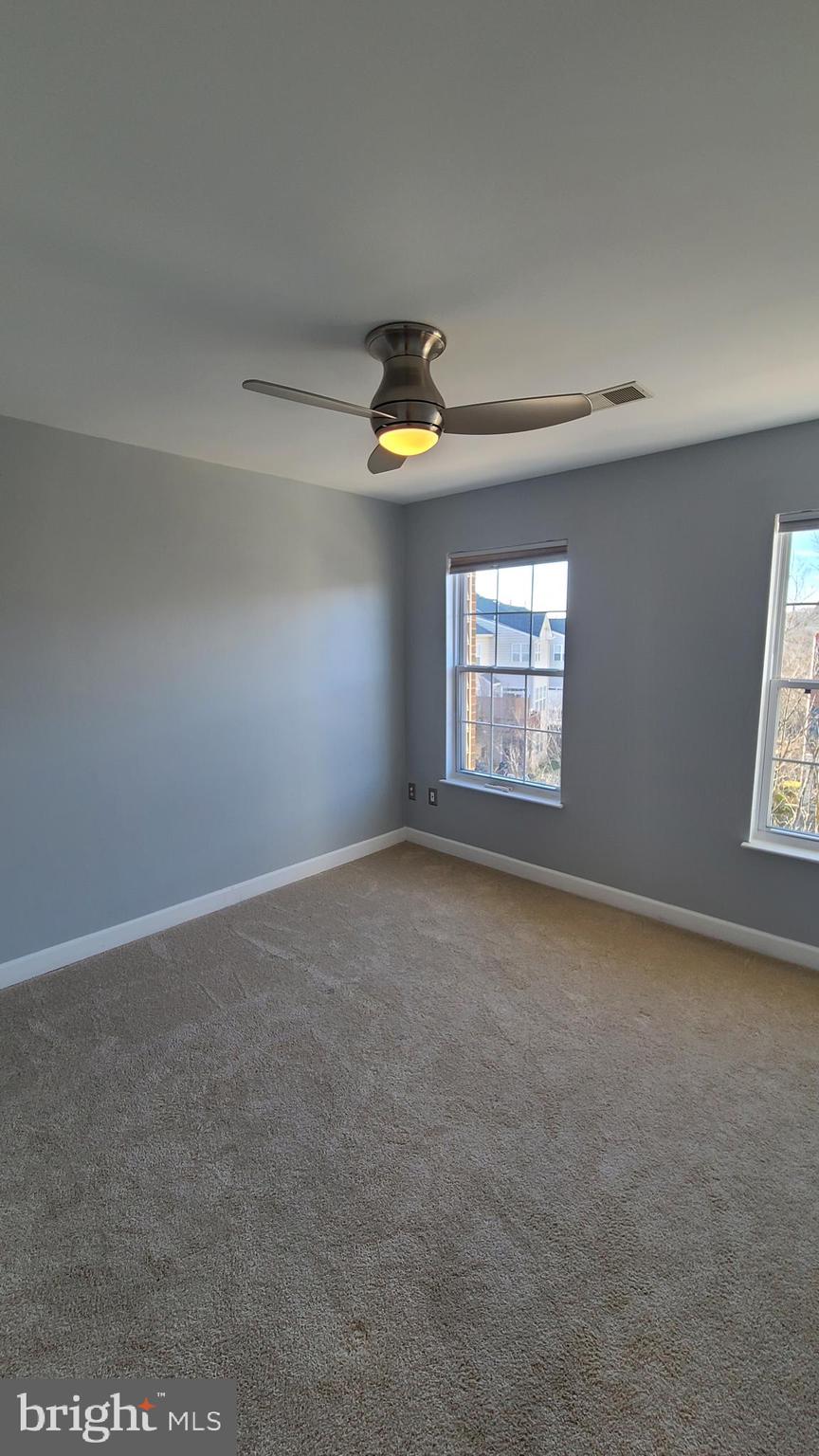 GREAT FALLS CHASE - Residential Lease