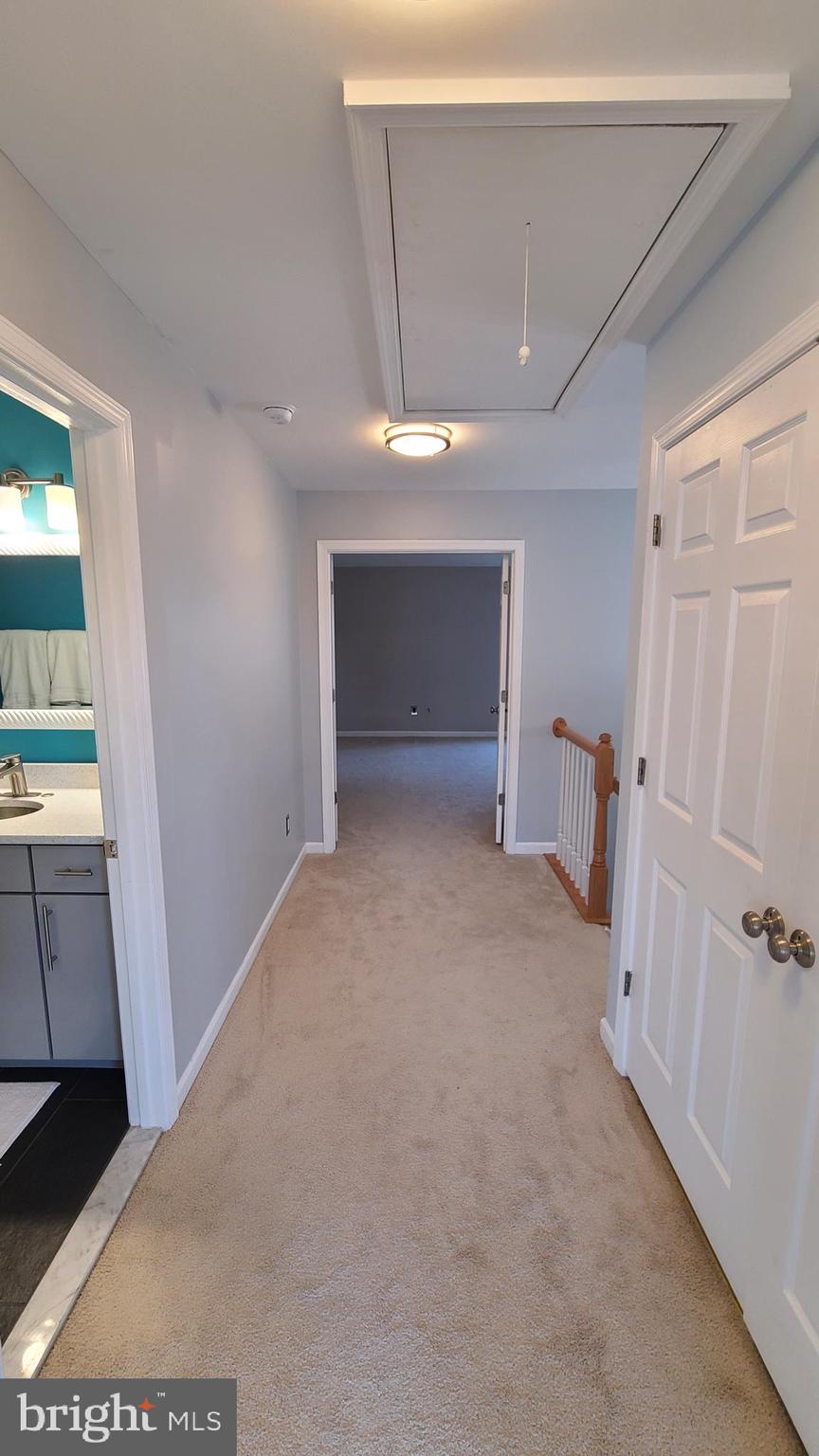 GREAT FALLS CHASE - Residential Lease