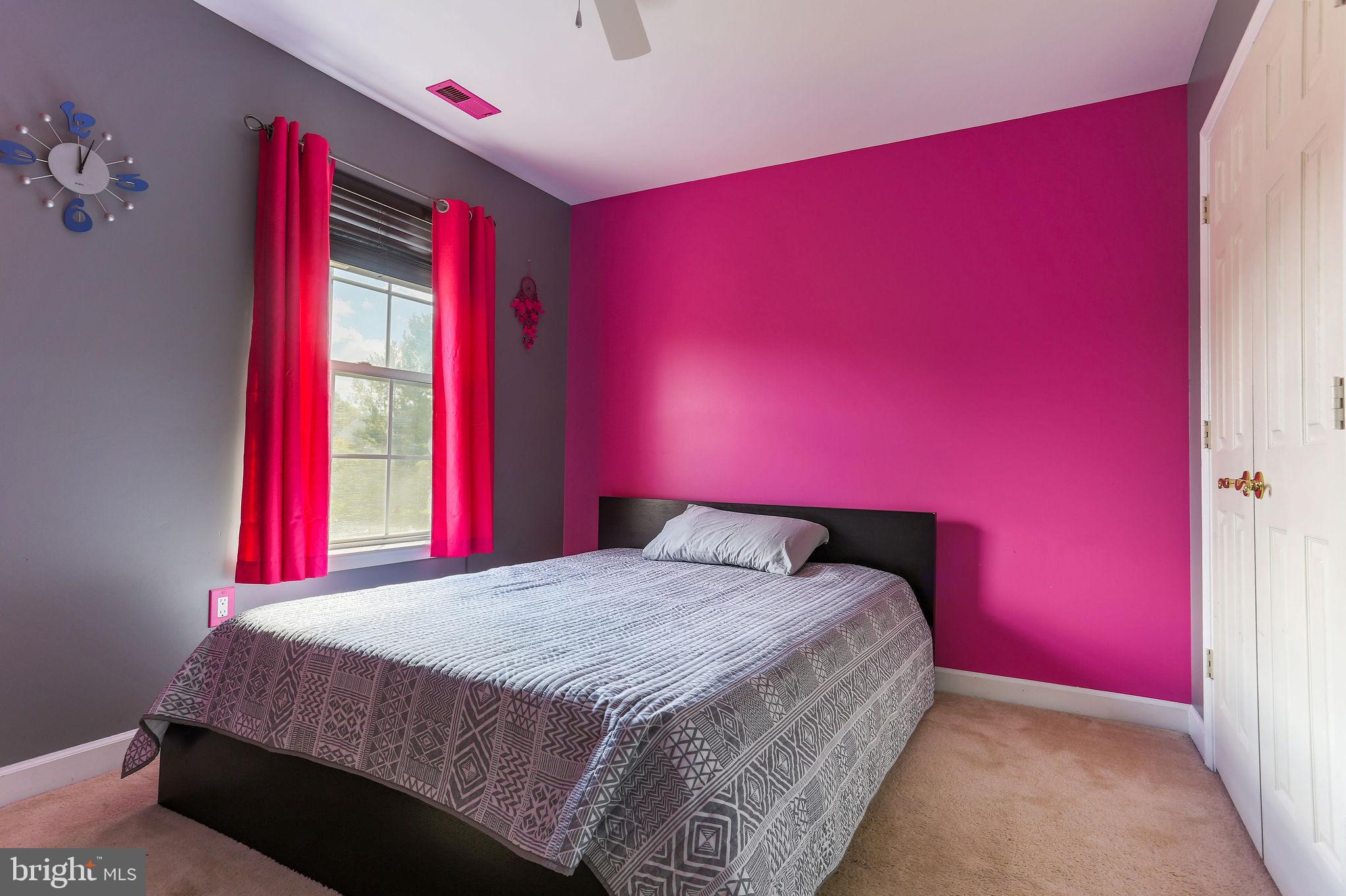 SPRING RIDGE - Residential