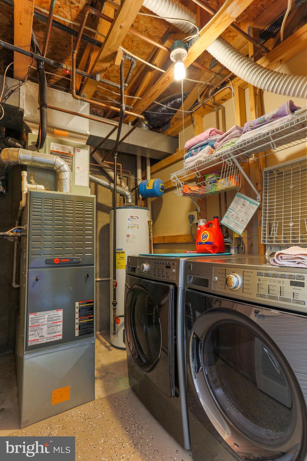 SPRING RIDGE - Residential