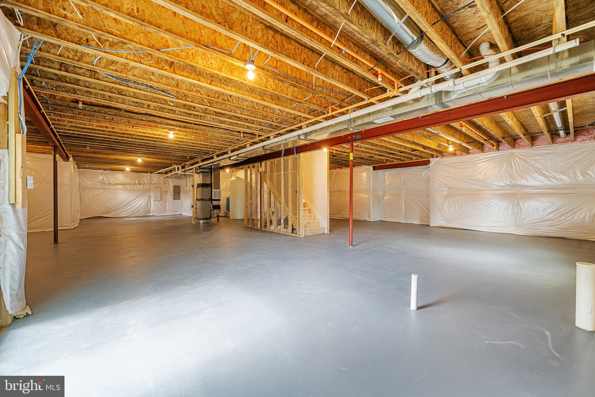 AUTUMN WOODS - Residential