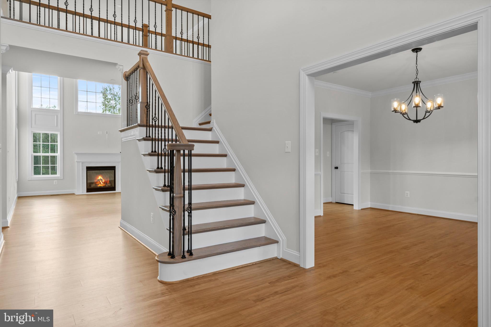 AUTUMN WOODS - Residential