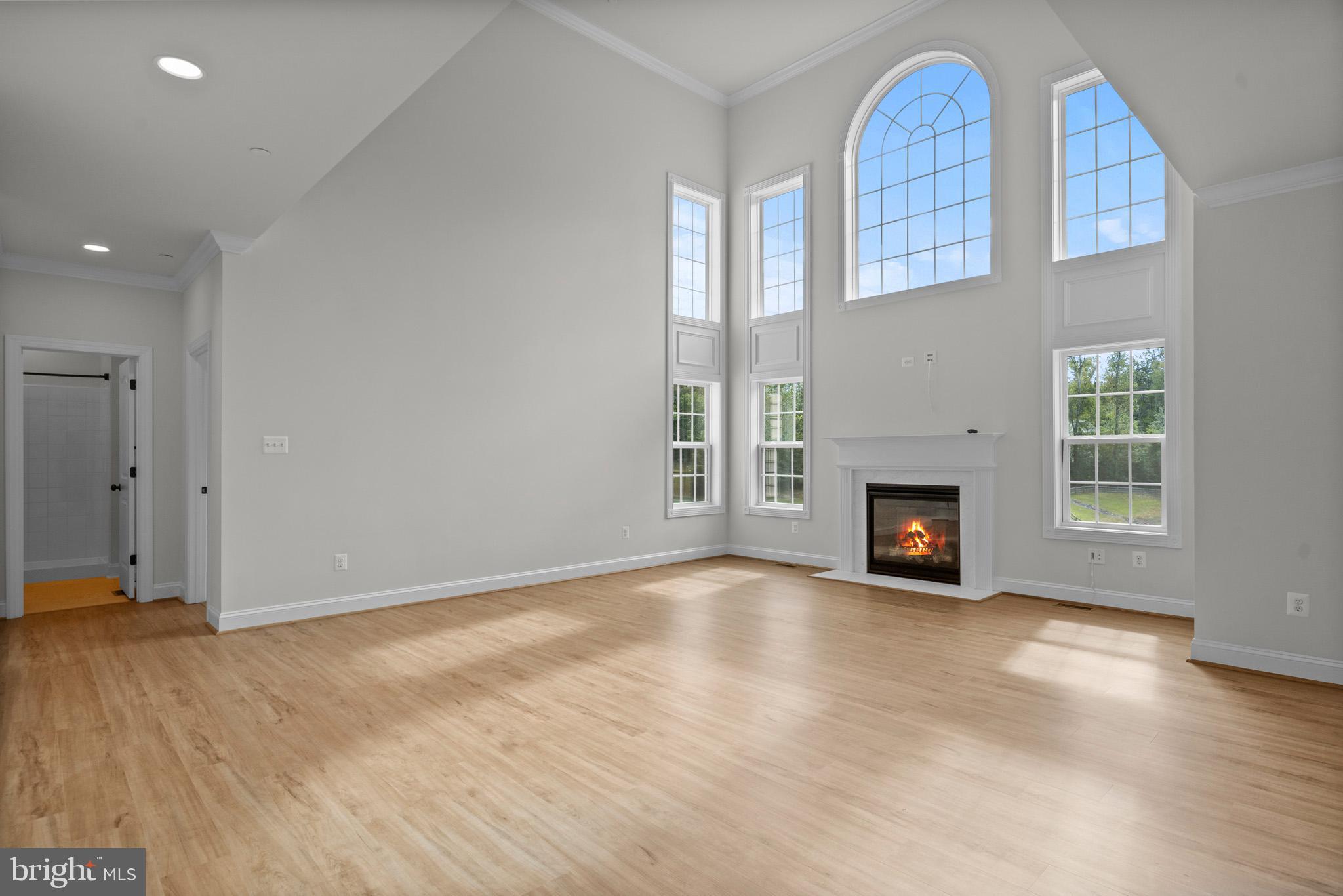 AUTUMN WOODS - Residential