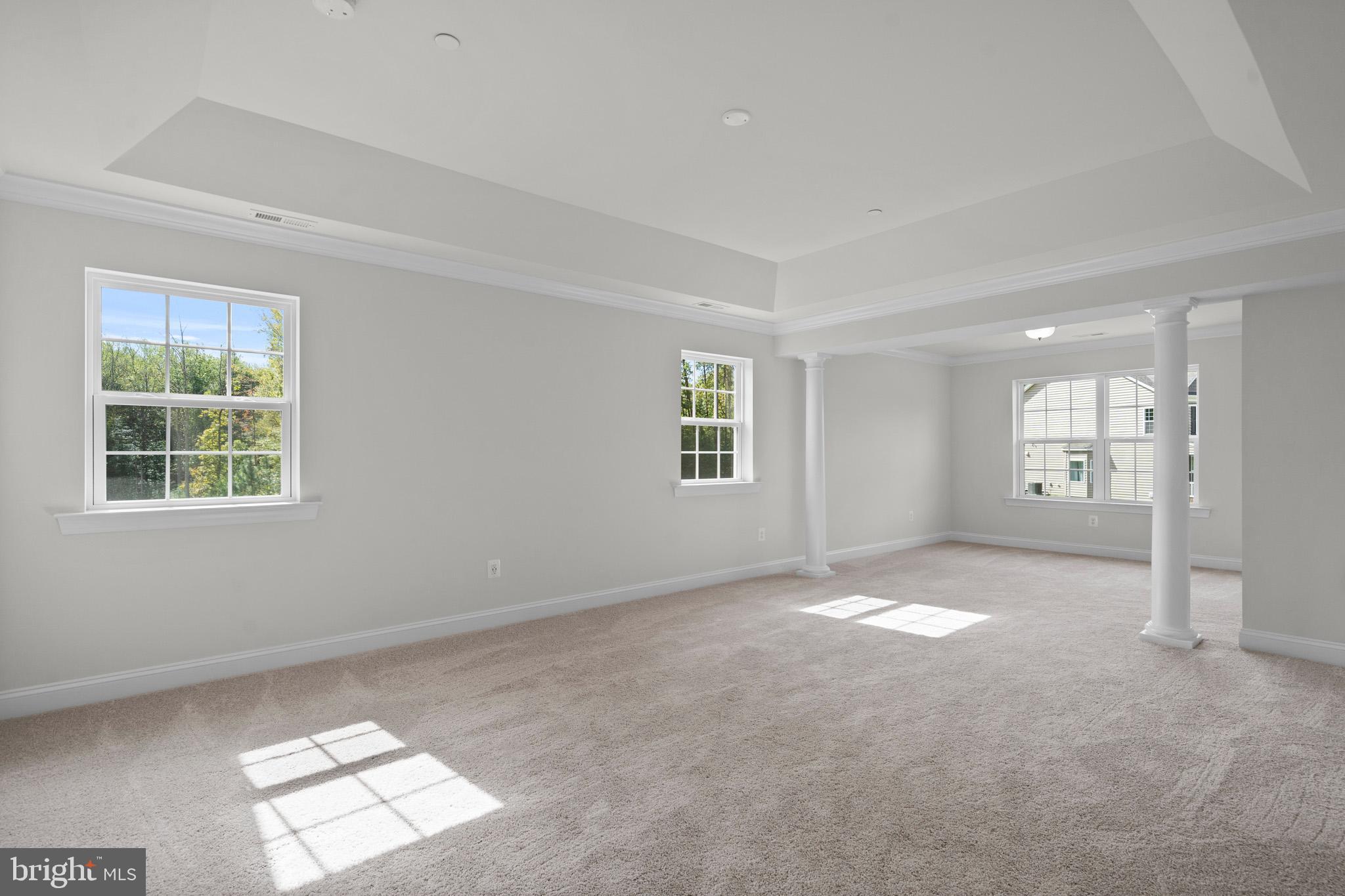 AUTUMN WOODS - Residential