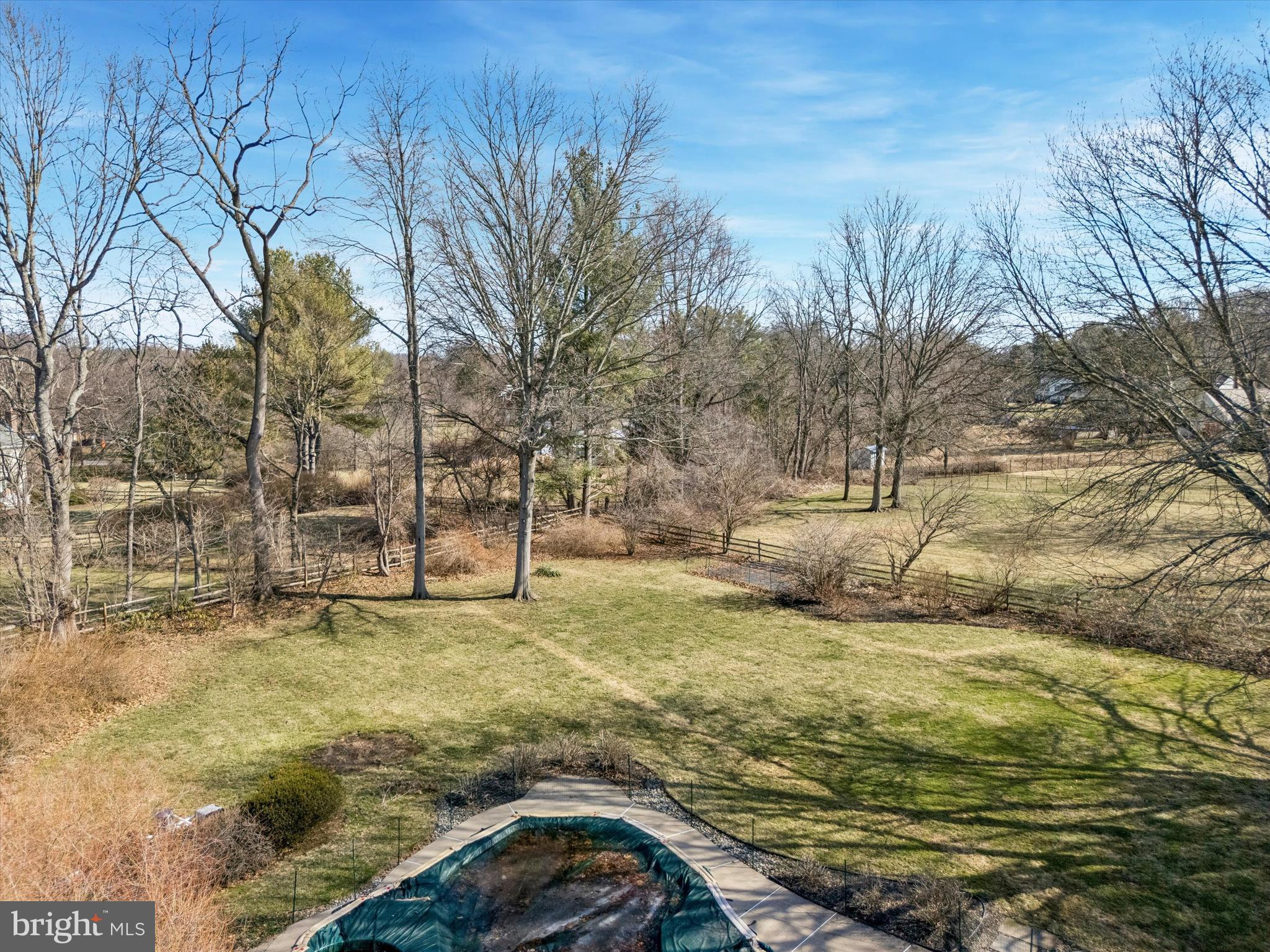 BUTTONWOOD MANOR - Residential