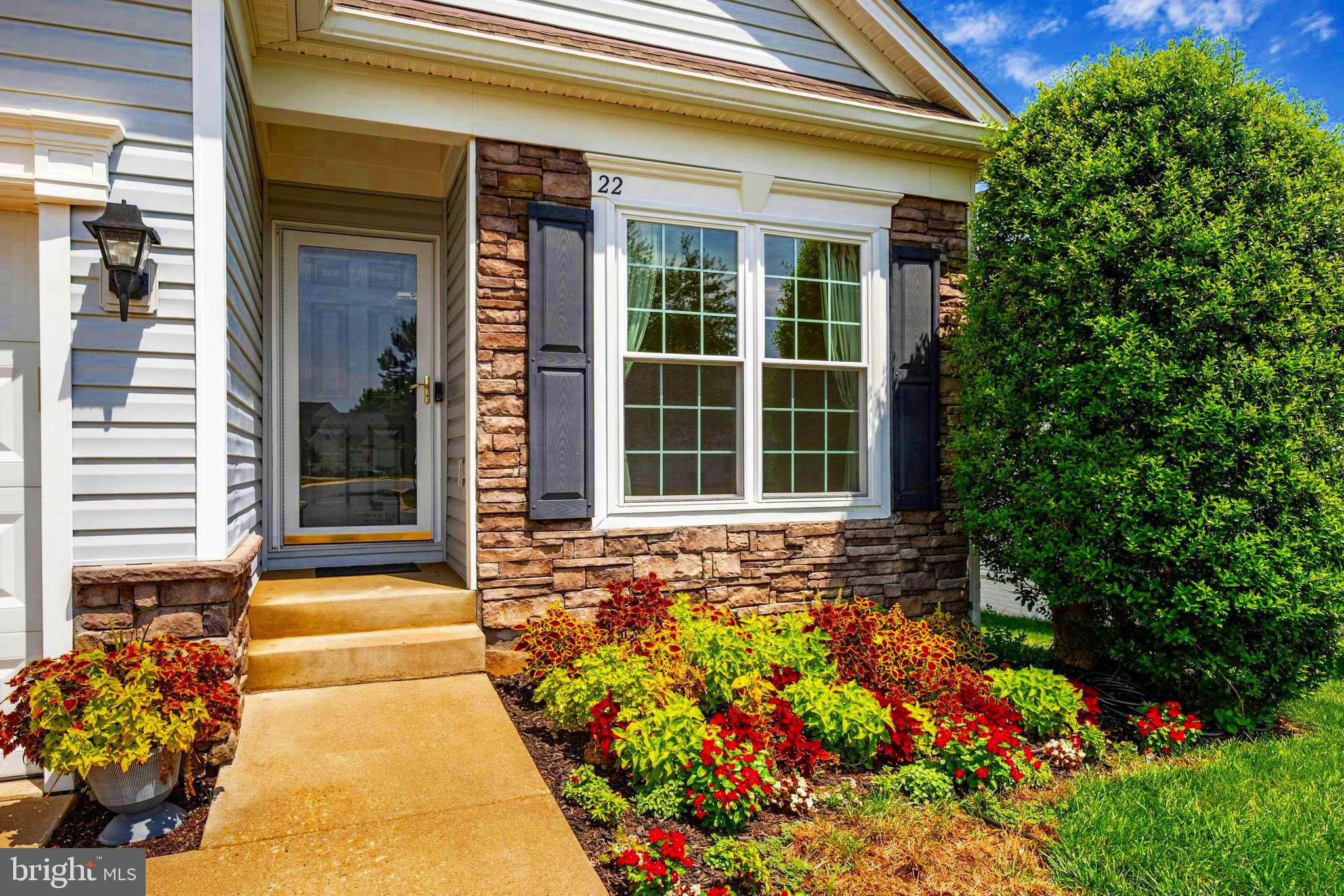 22 CHANTILLY PLACE