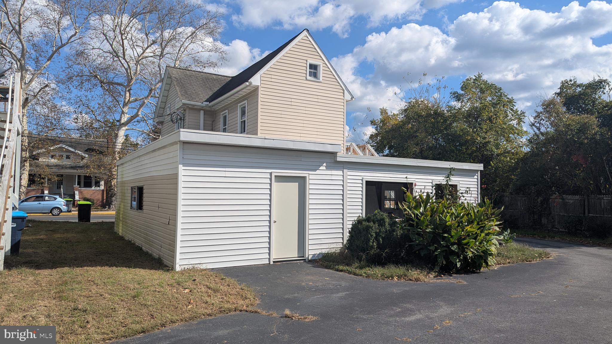 107 N BEDFORD STREET