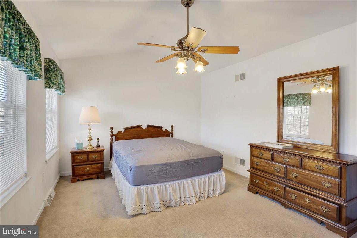 MIDDLETOWN - Residential