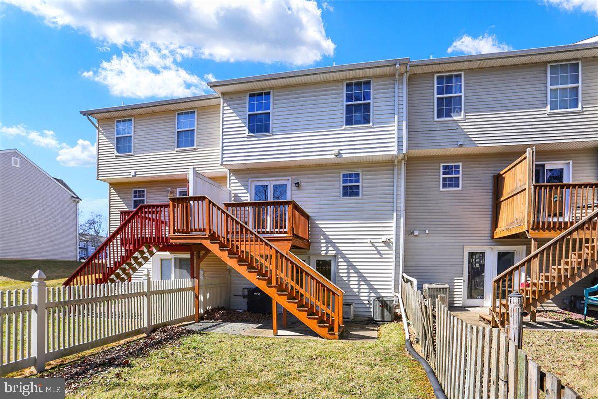 MIDDLETOWN - Residential