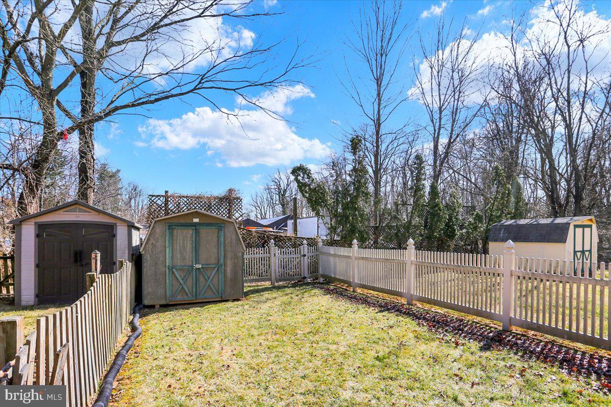 MIDDLETOWN - Residential