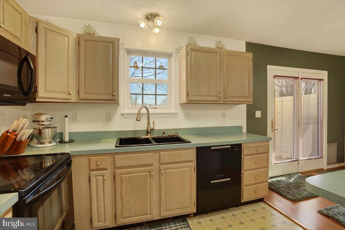 MIDDLETOWN - Residential