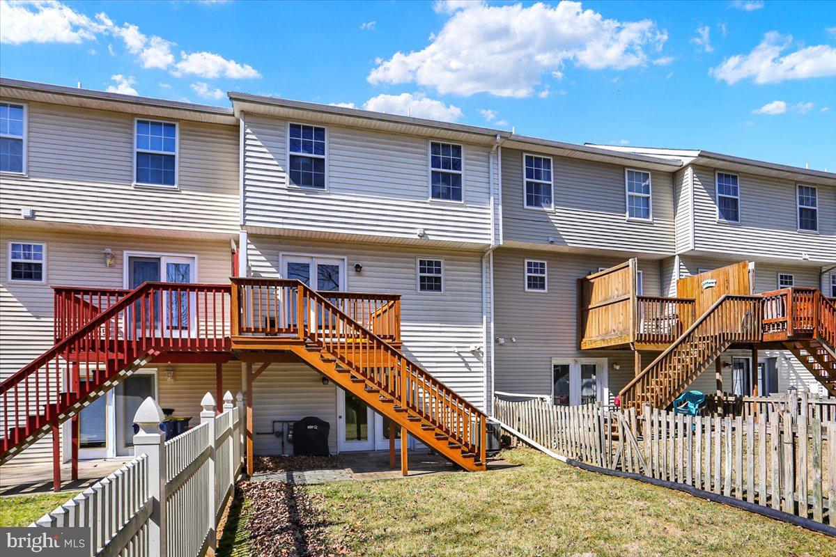 MIDDLETOWN - Residential