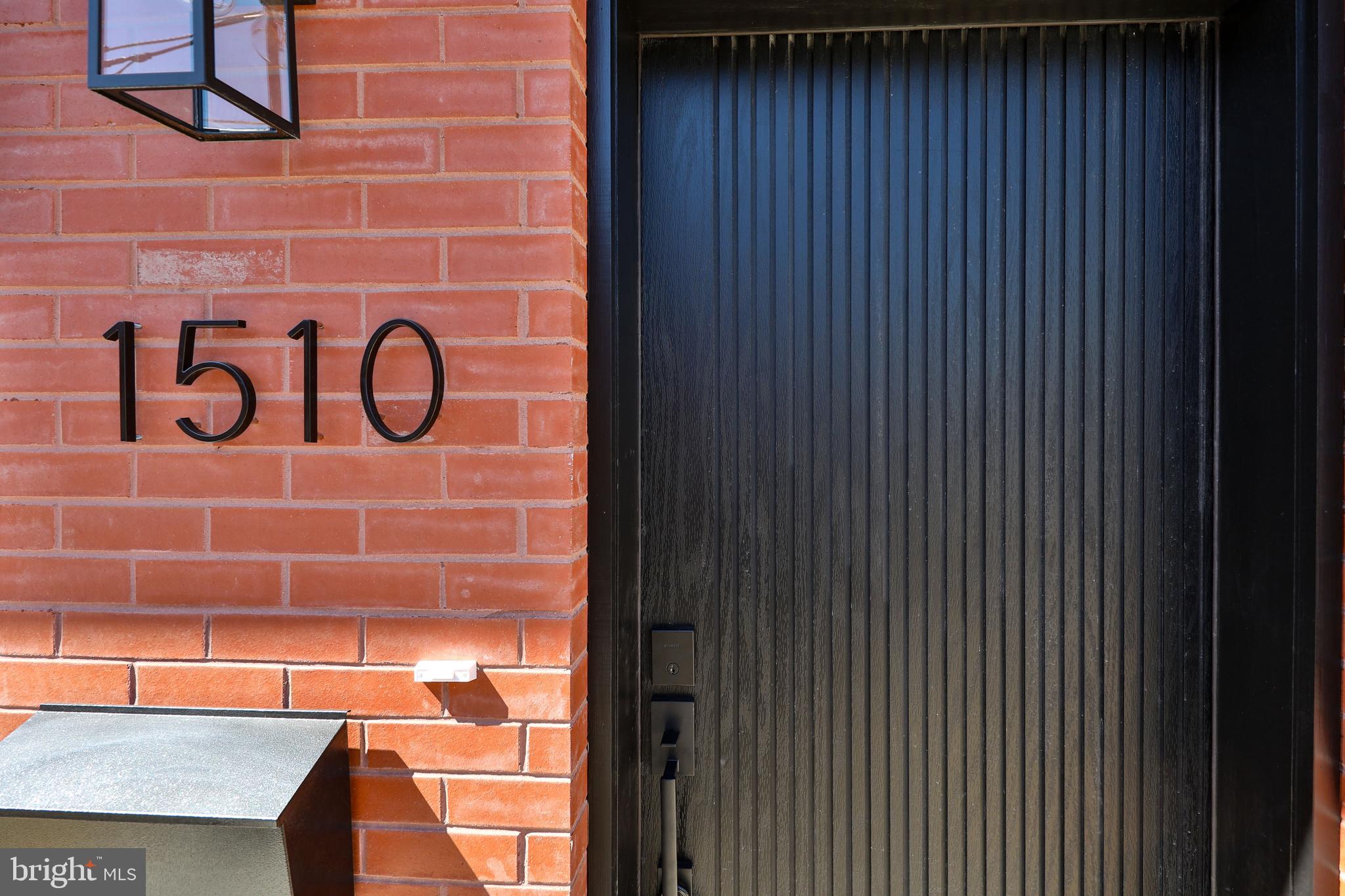 POINT BREEZE - Residential