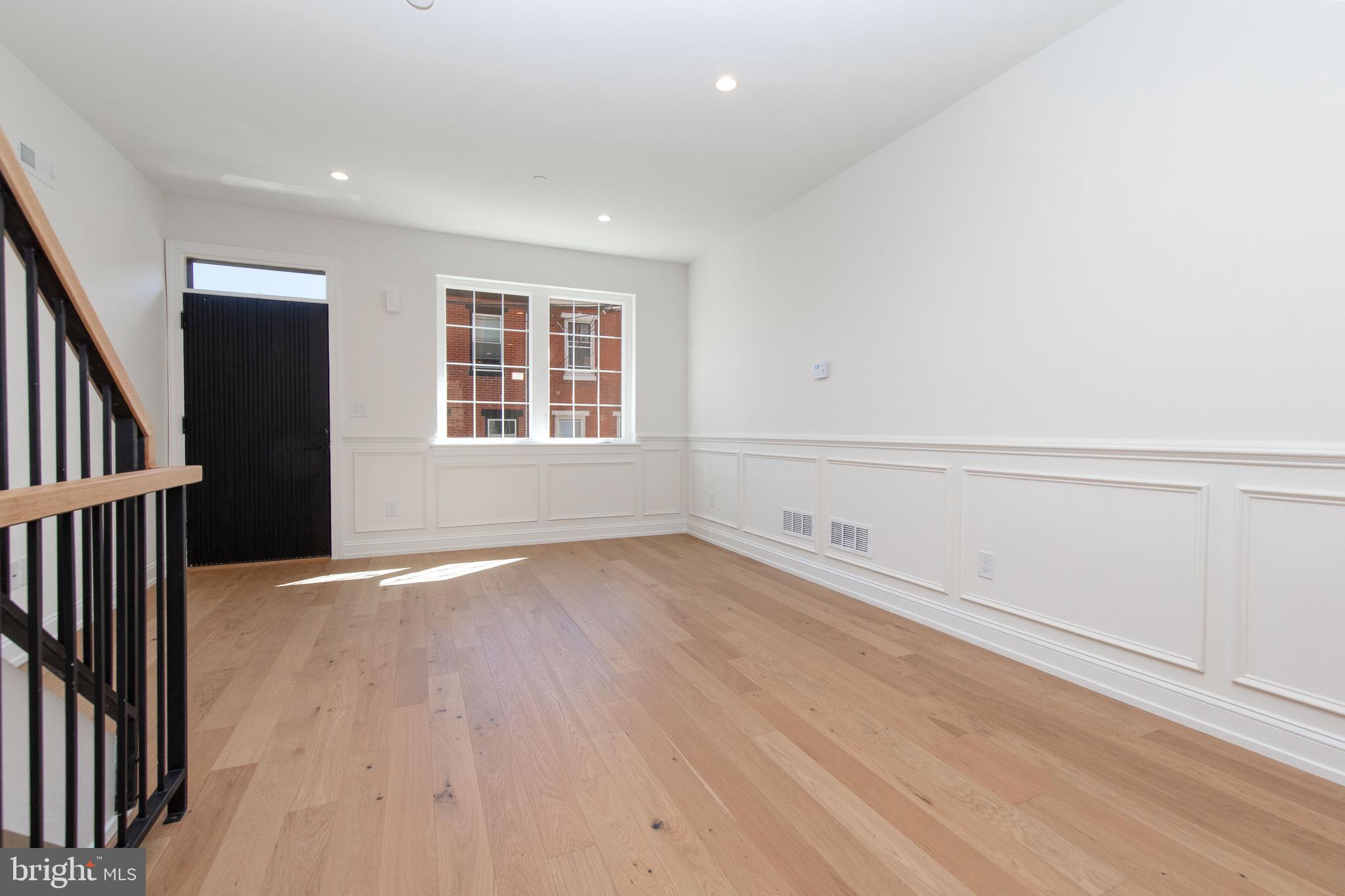 POINT BREEZE - Residential