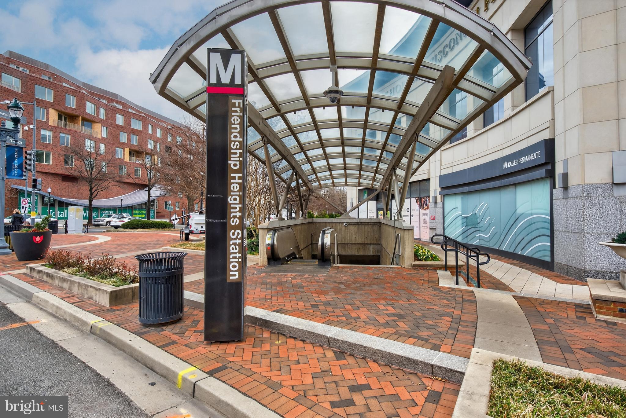 WILLOUGHBY OF CHEVY CHASE - Residential