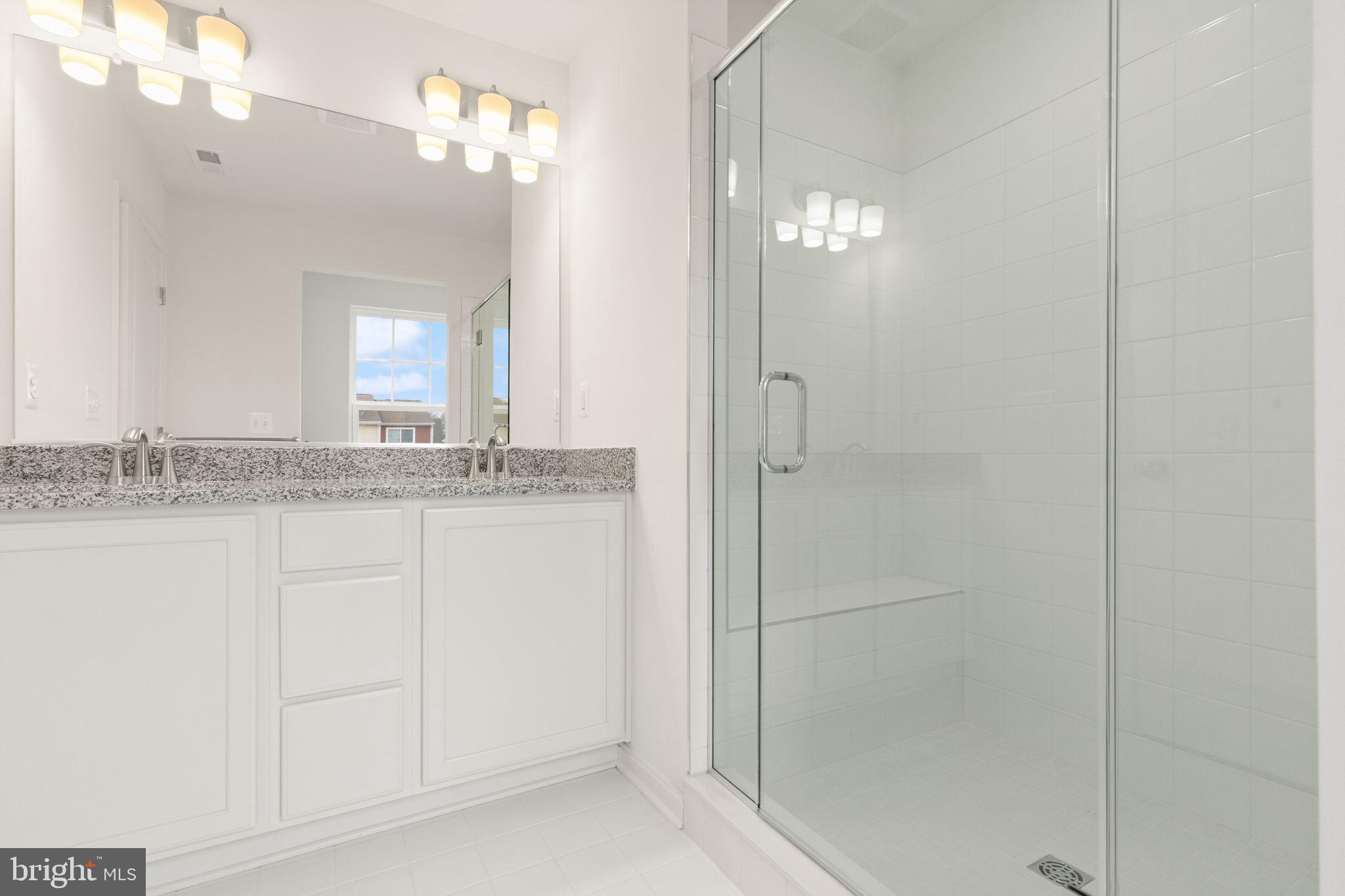 RICHMOND HILLS - Residential