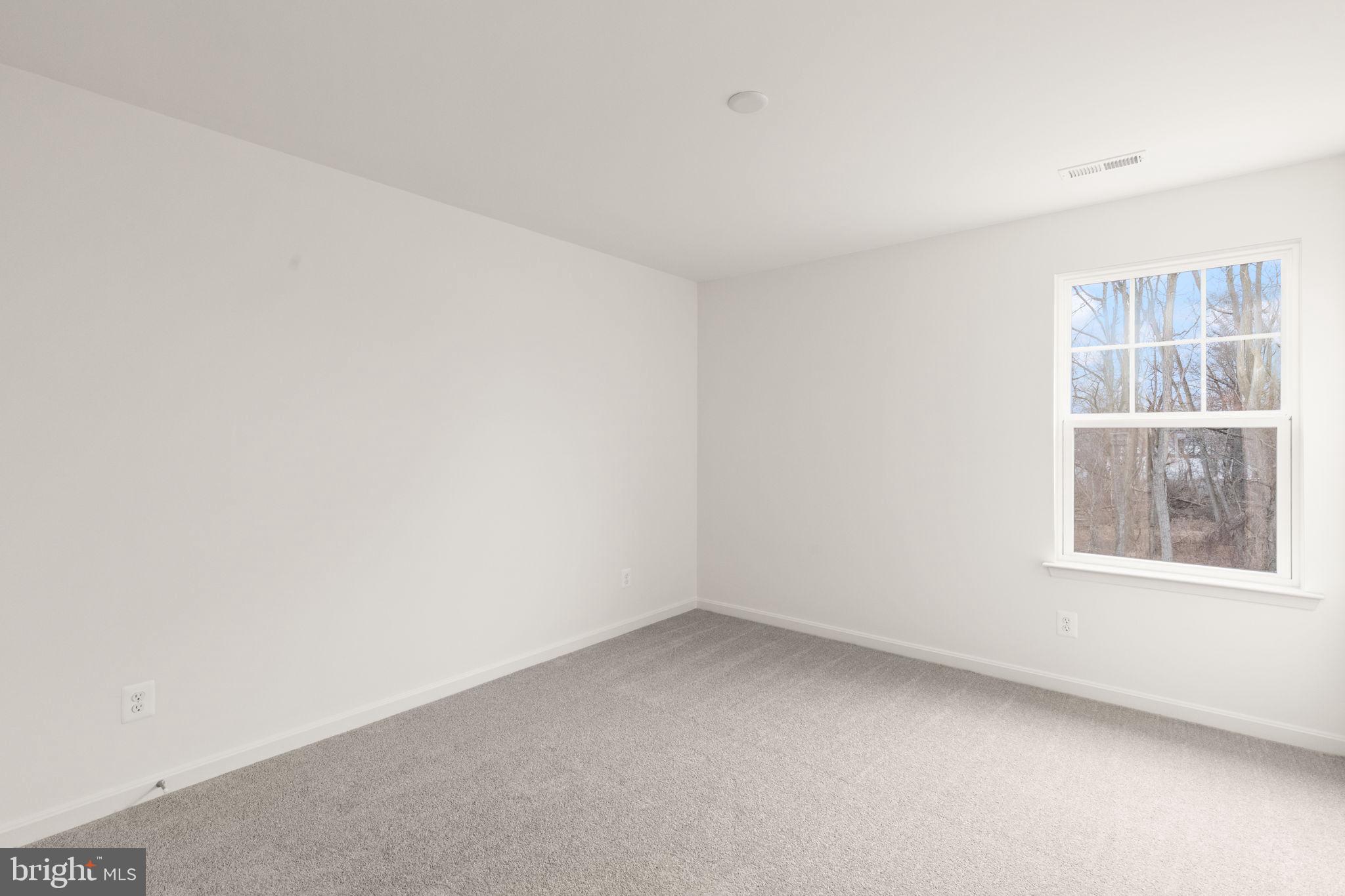 RICHMOND HILLS - Residential