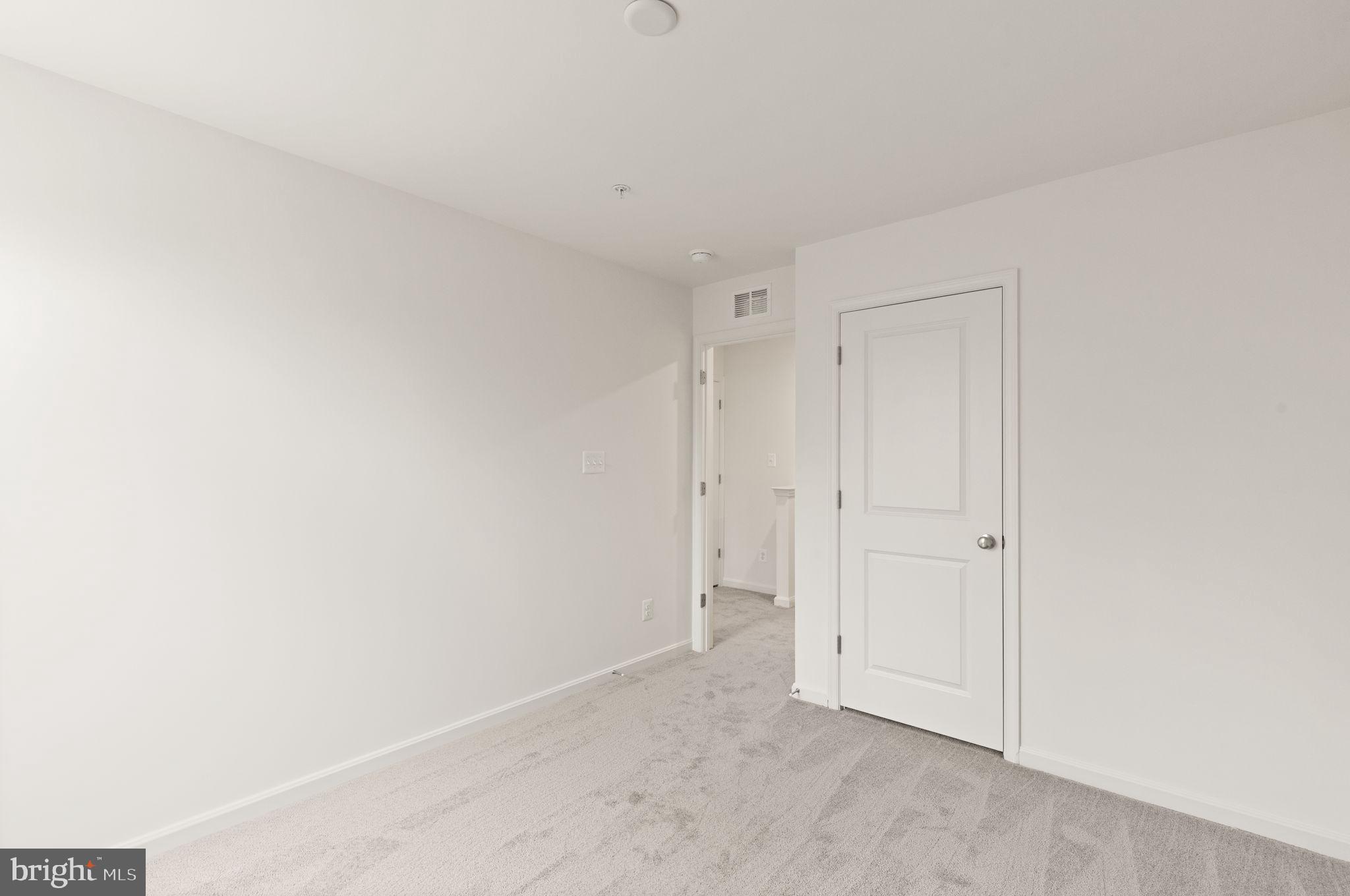 RICHMOND HILLS - Residential