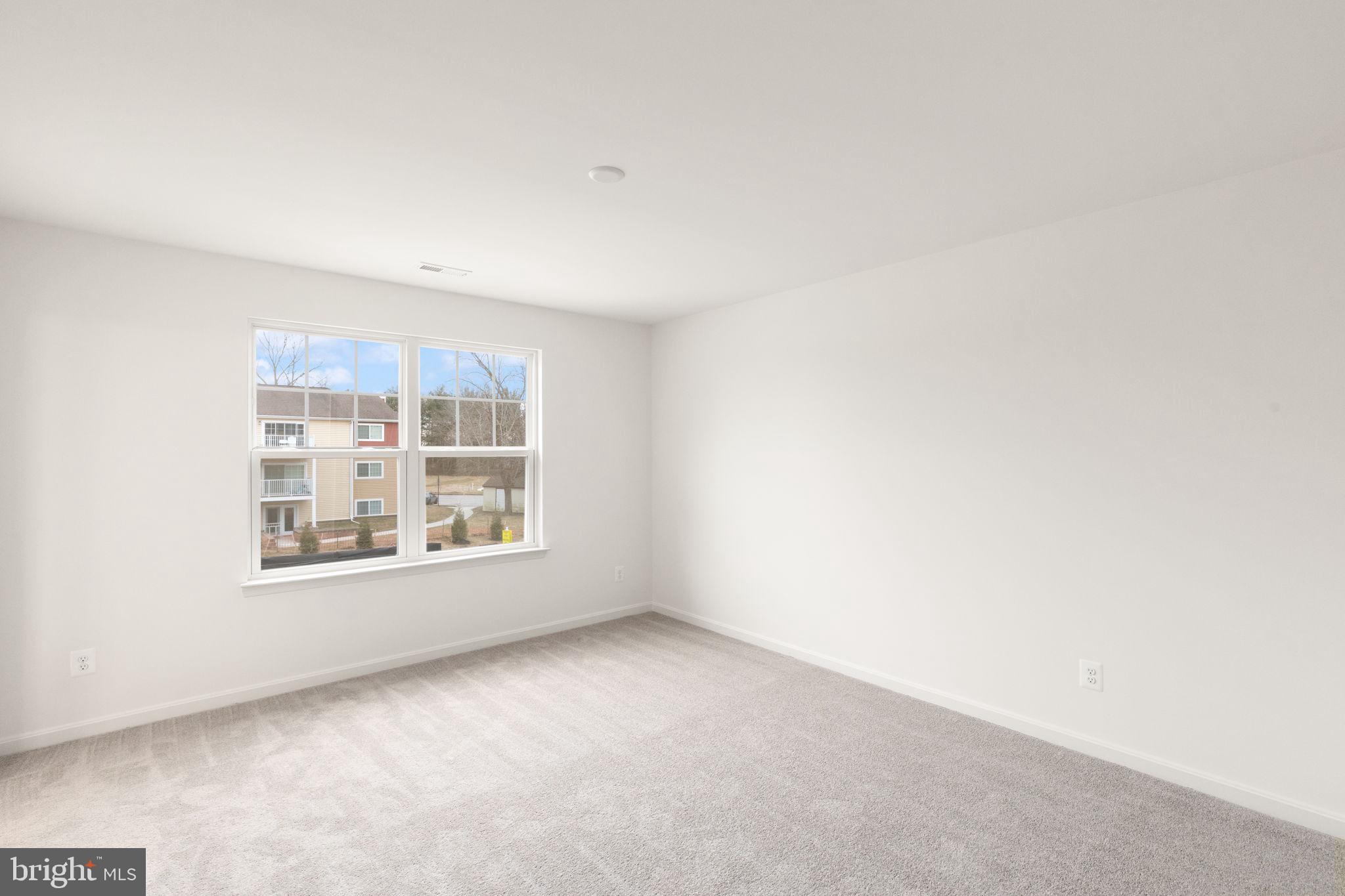 RICHMOND HILLS - Residential