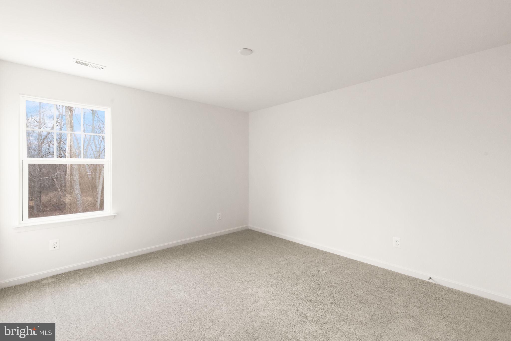 RICHMOND HILLS - Residential