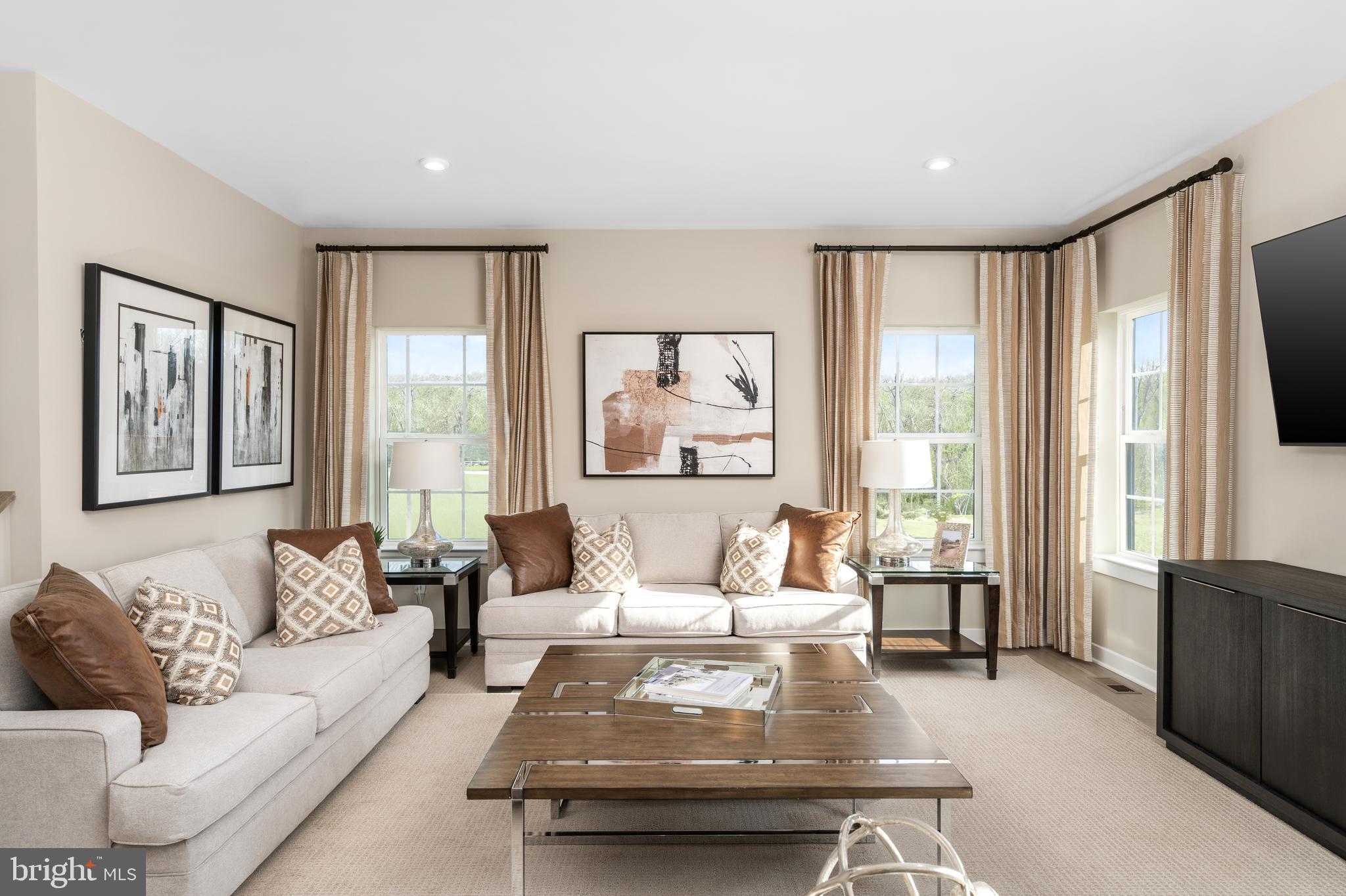 CANTER CREEK - Residential