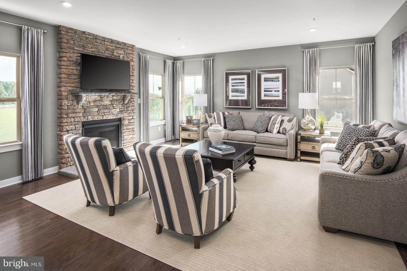 CANTER CREEK - Residential