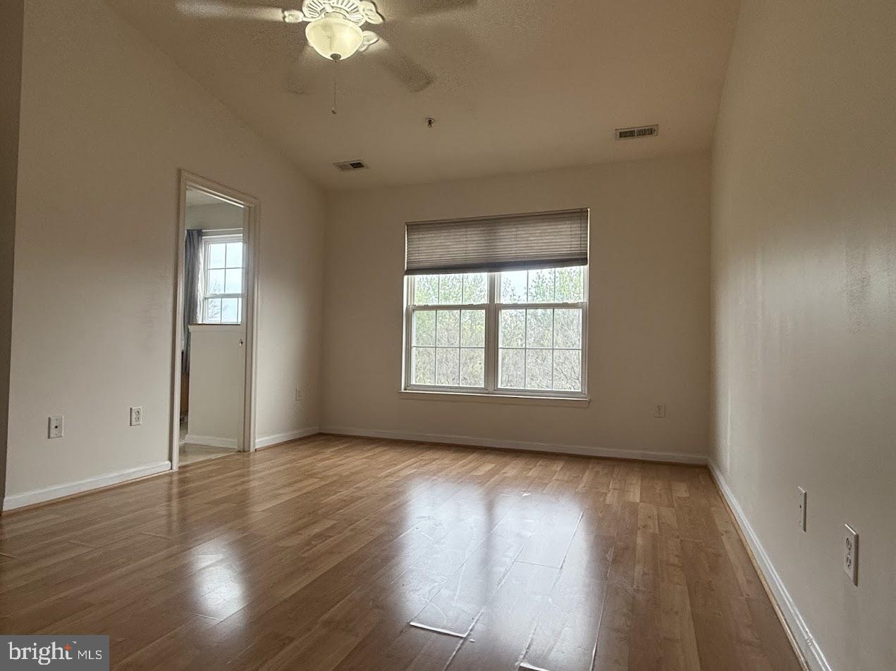 OVERLOOK - Residential Lease