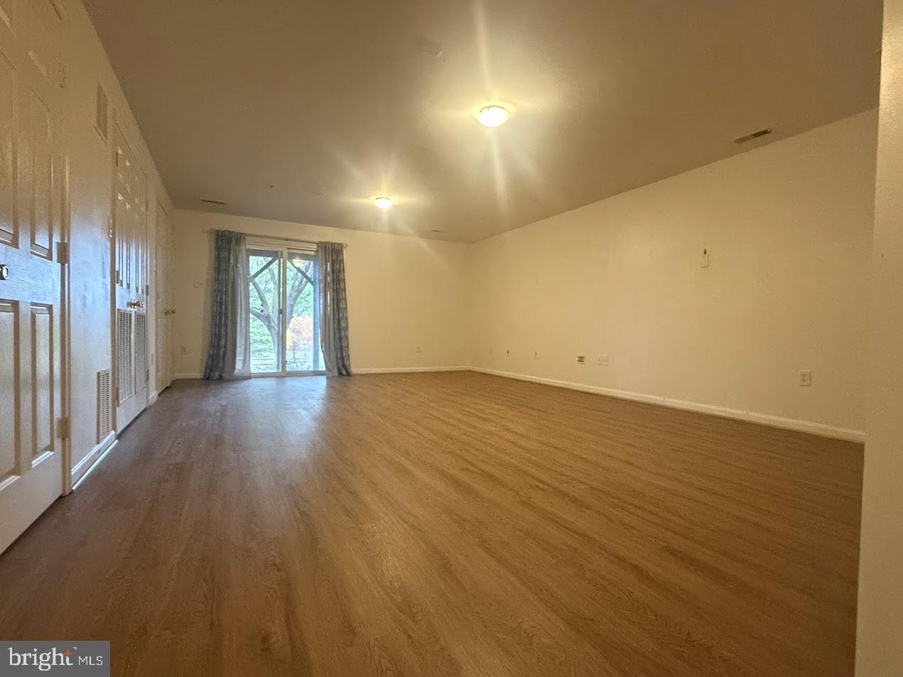 OVERLOOK - Residential Lease