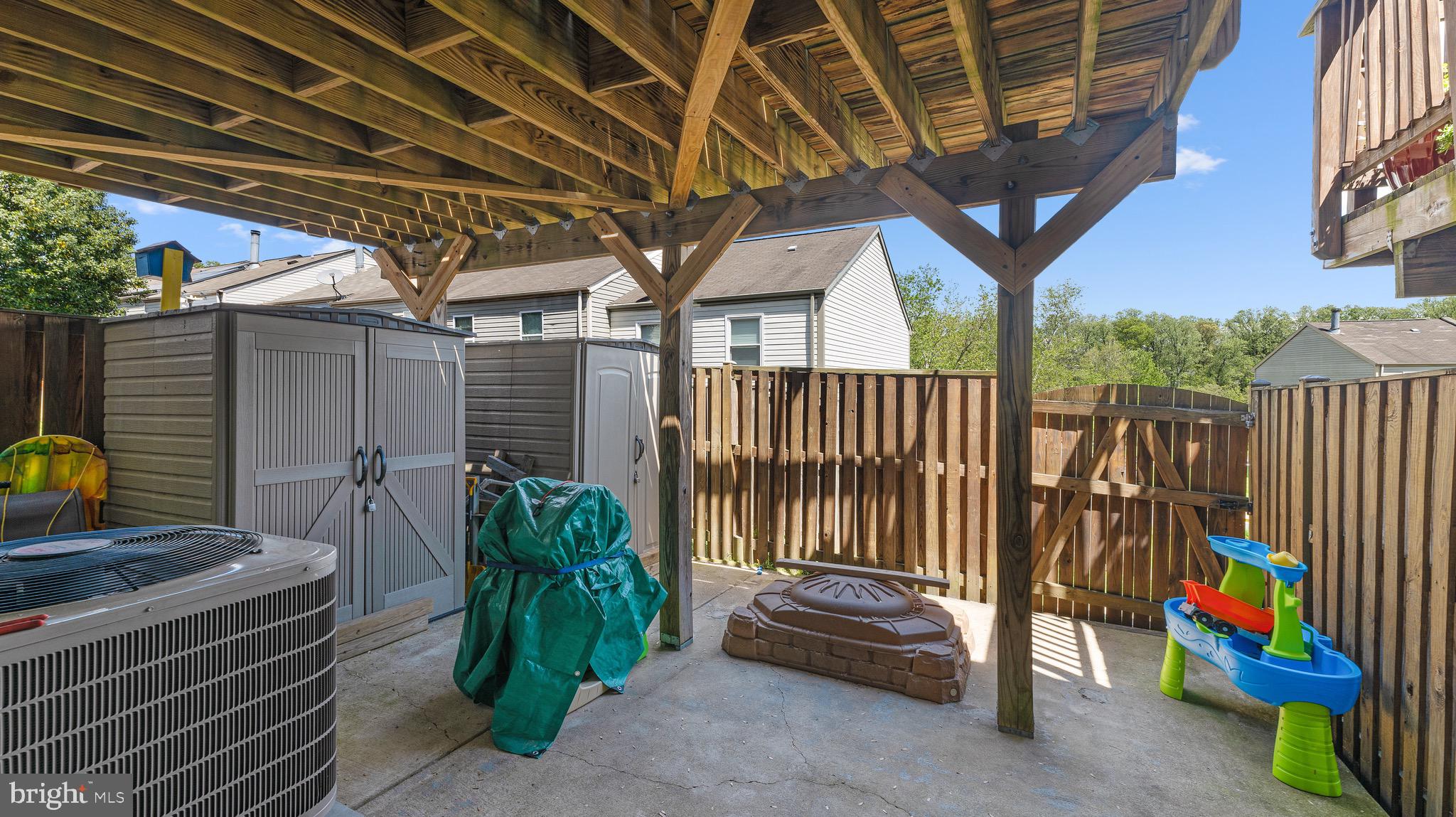 GUNNERS LAKE VILLAGE - Residential