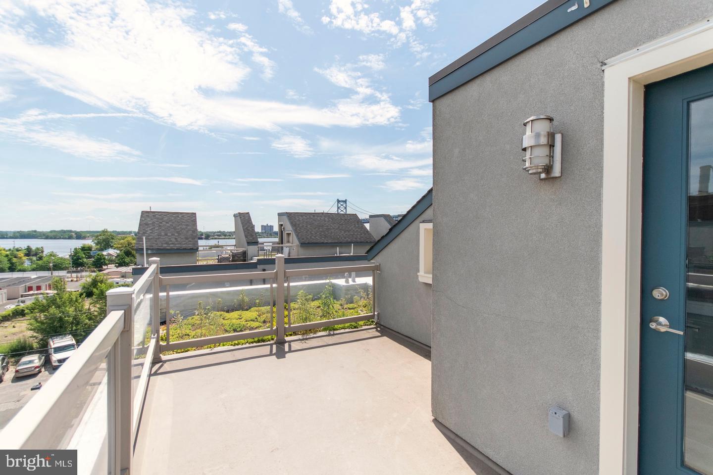 NORTHERN LIBERTIES - Residential Lease