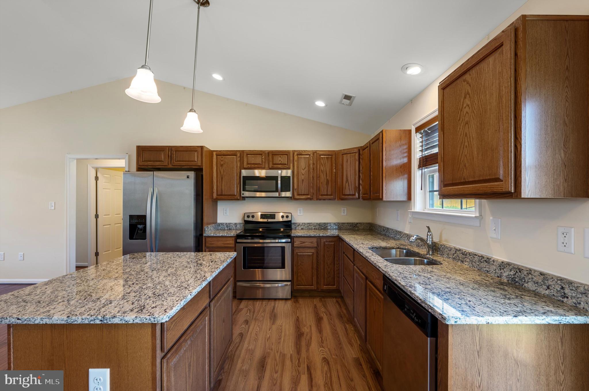 SPRING HILL - Residential